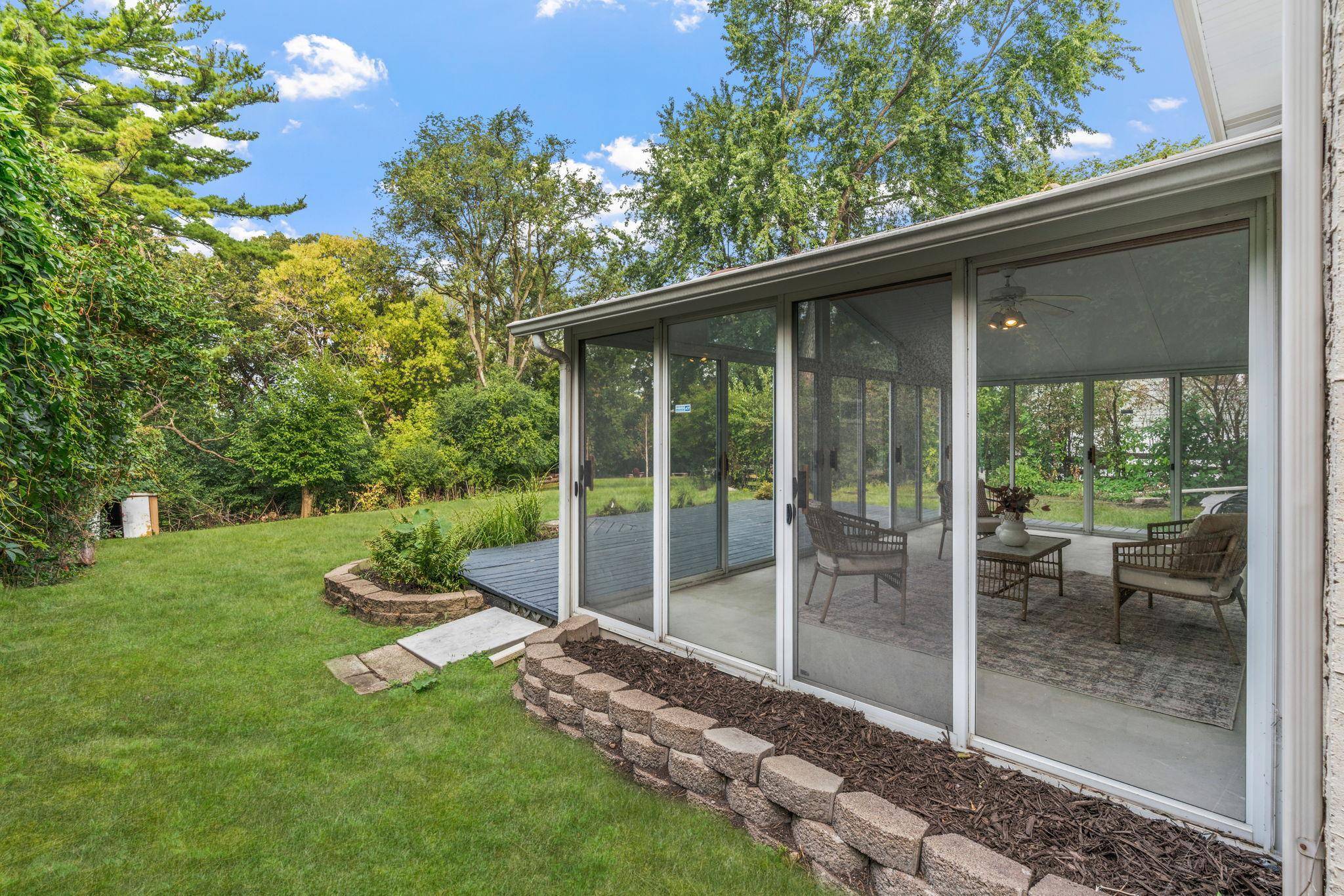1025 Colby ST, Saint Paul, MN 55116