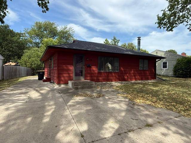 115 Fallwood RD, Redwood Falls, MN 56283