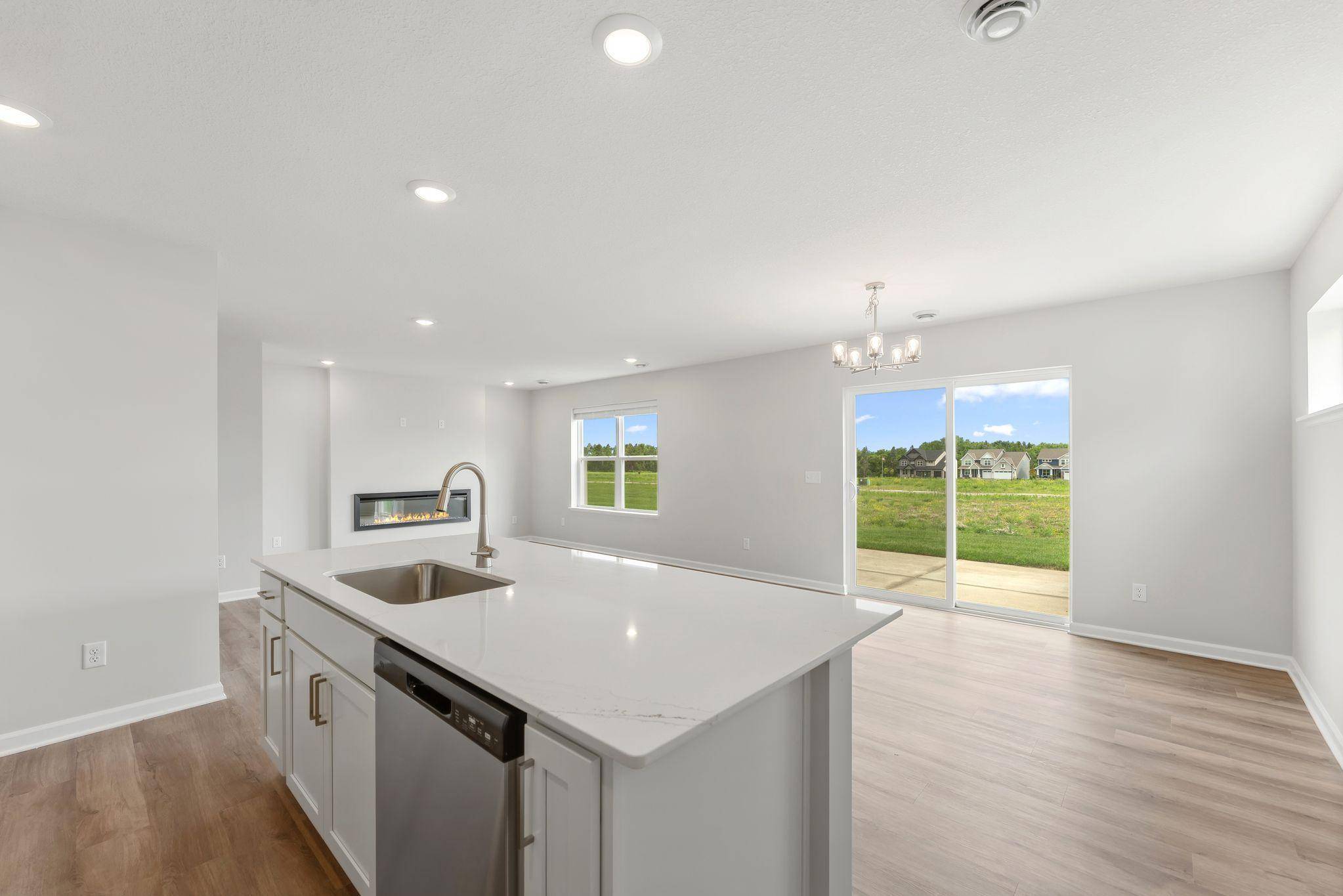 1055 Adamstown DR, Rosemount, MN 55068