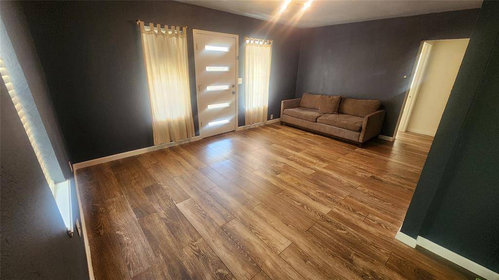 2215 NW 38th ST, Oklahoma City, OK 73112