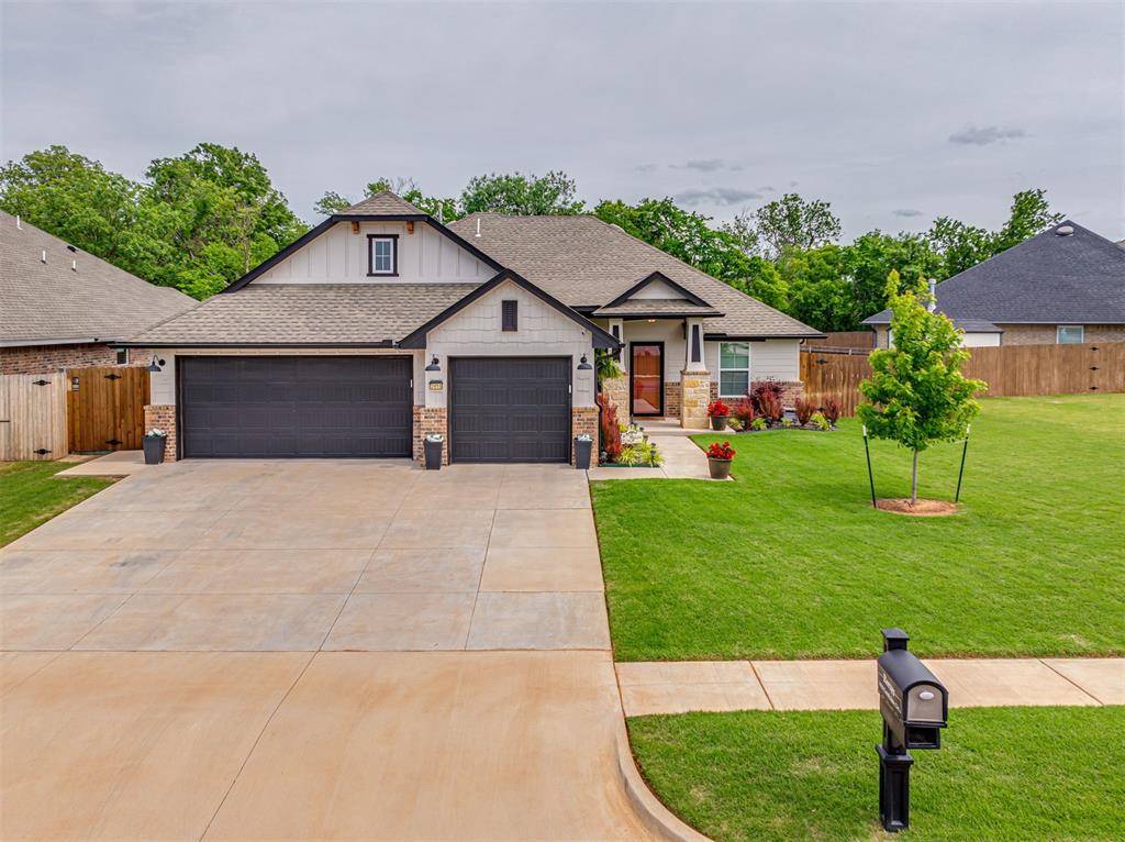 2416 Creek Side CIR, Oklahoma City, OK 73160