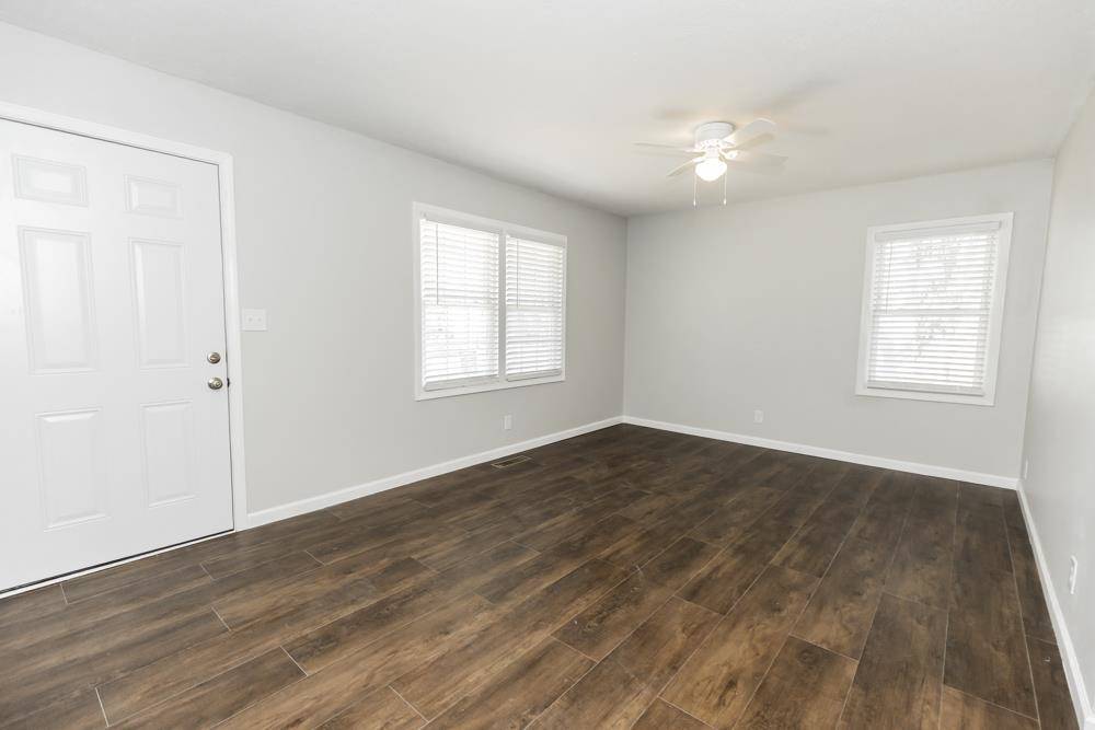 819 Choctaw, Salina, KS 67401-4531