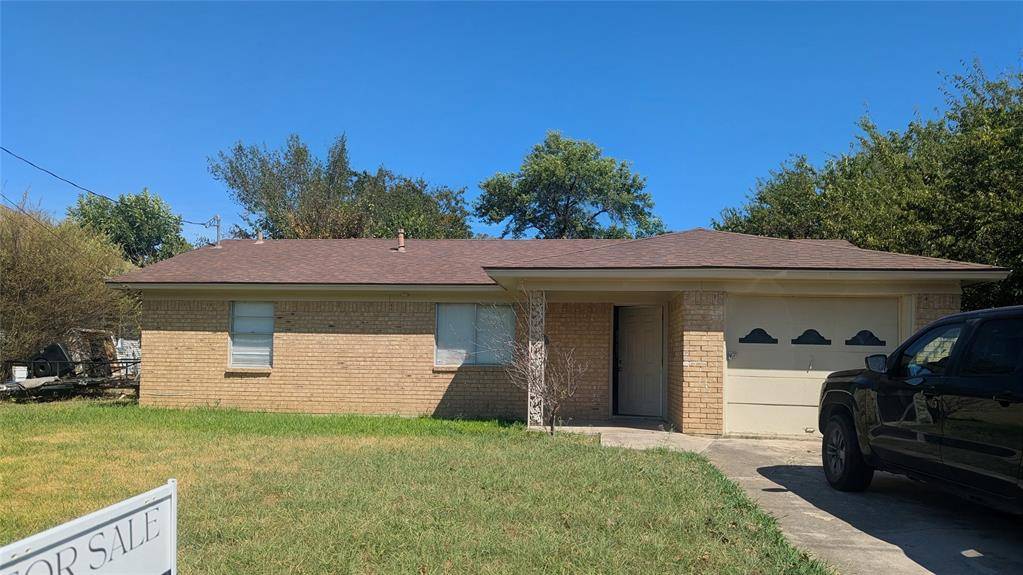 311 Water Street, Whitesboro, TX 76273