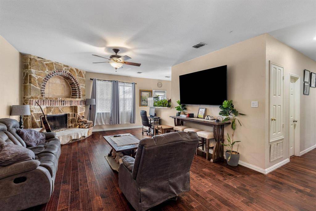 1526 Cliff Creek Drive, Allen, TX 75002