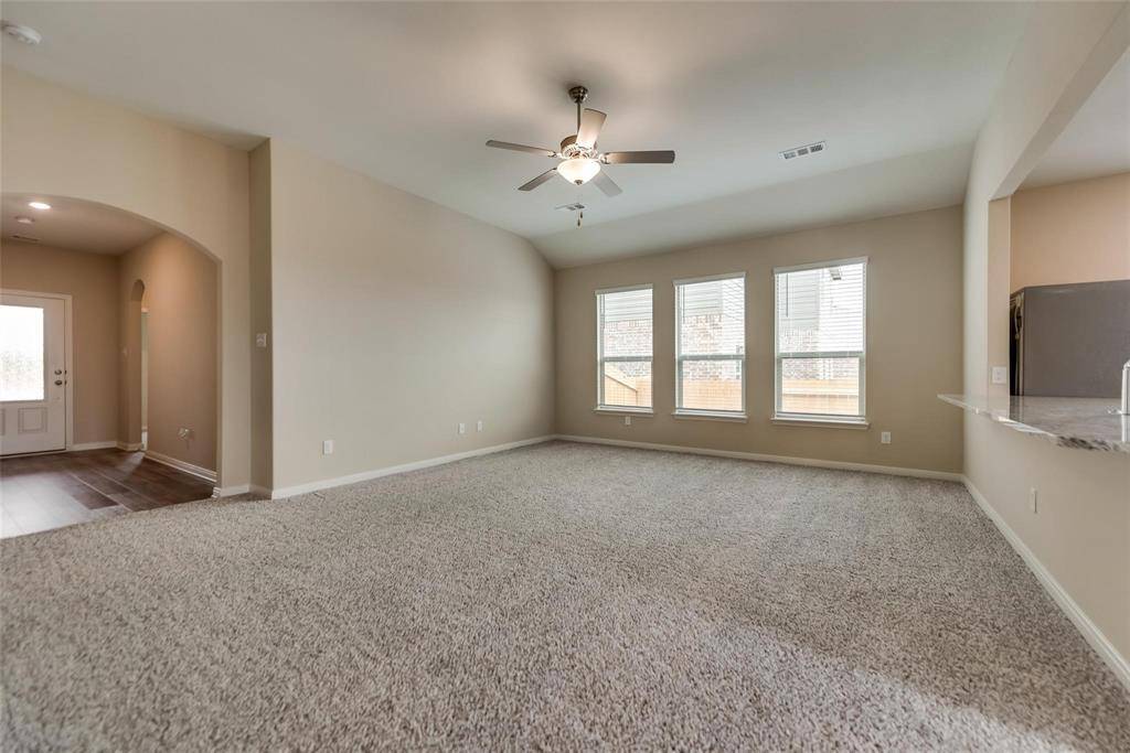 291 Wandering Stream Way, Princeton, TX 75407