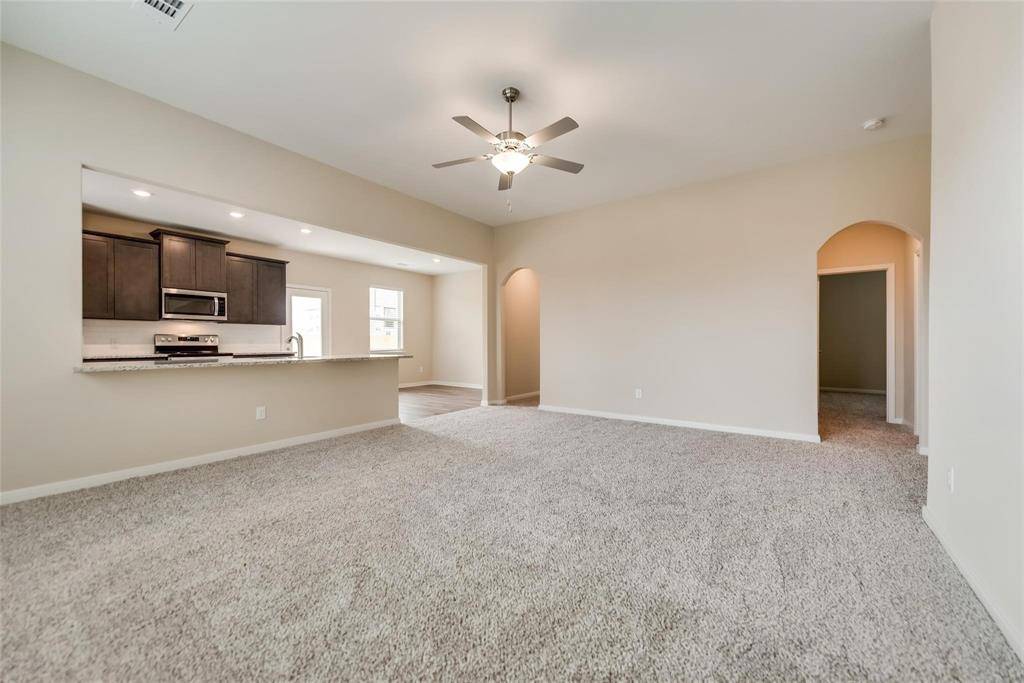 291 Wandering Stream Way, Princeton, TX 75407