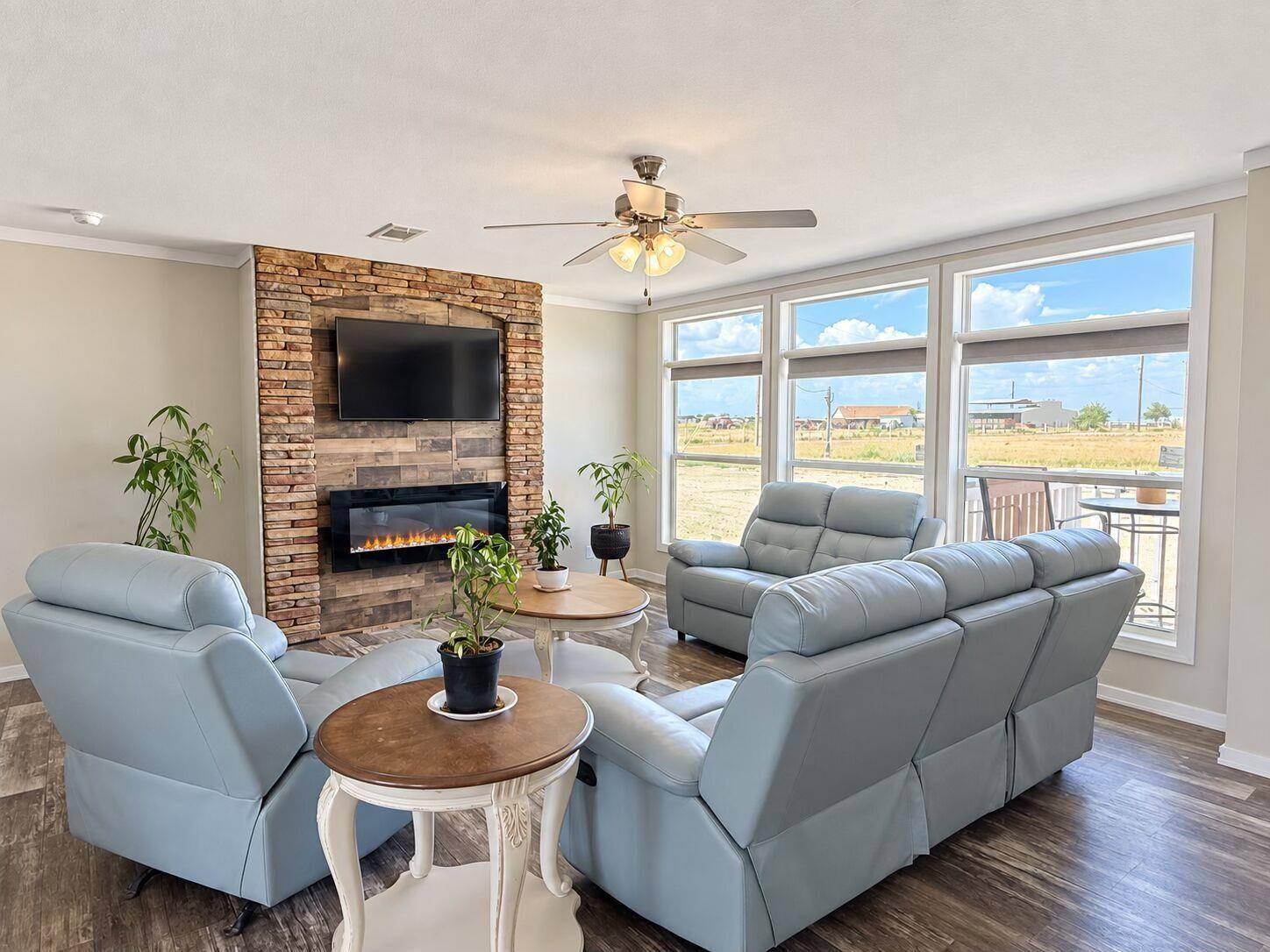 700 County Road 423 RD, Taylor, TX 76574