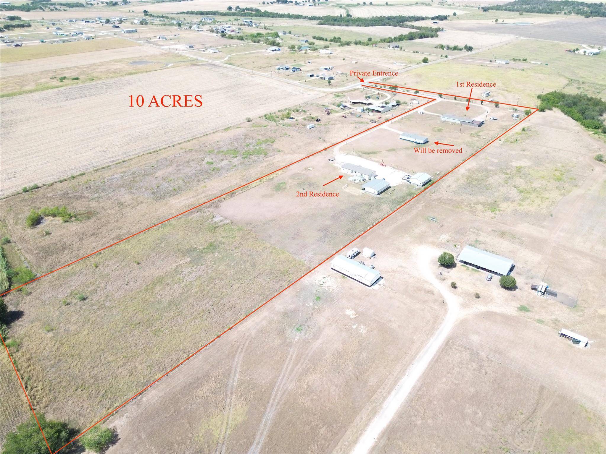 700 County Road 423 RD, Taylor, TX 76574