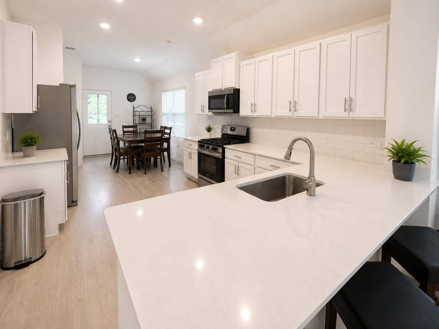 162 Cibolo Creek LOOP, Bastrop, TX 78602