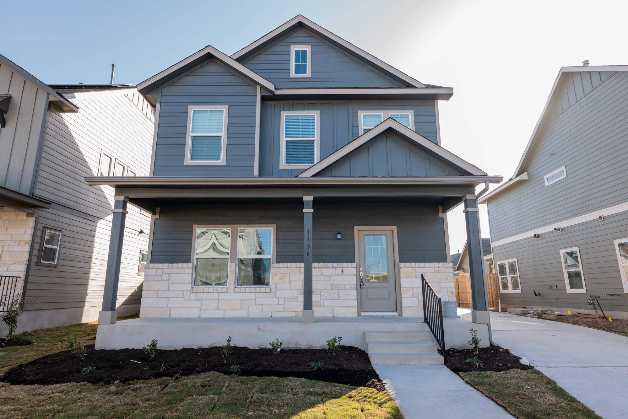 1336 Linwood ST, Leander, TX 78641