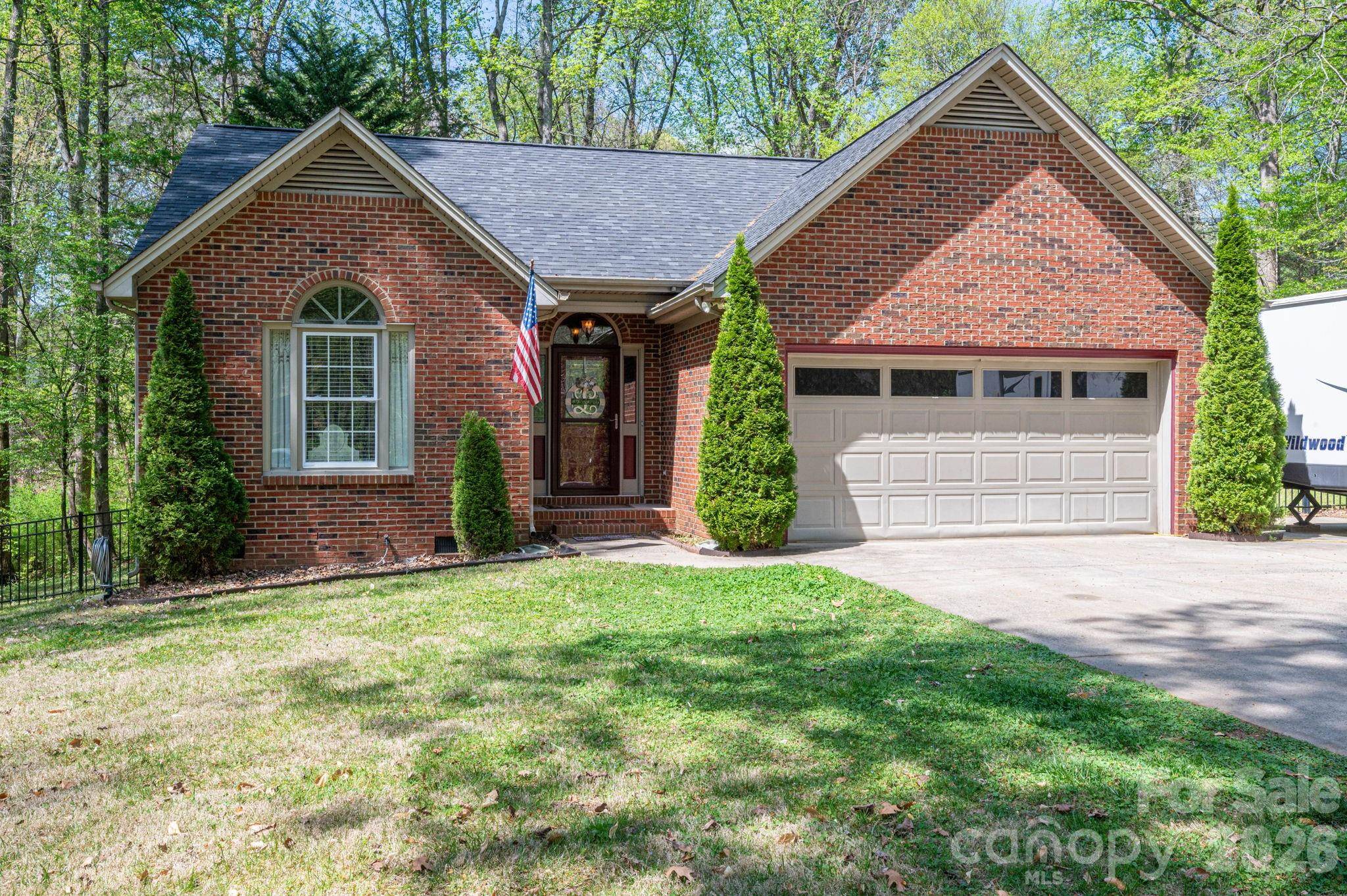 335 Cape Breton TRL, Gastonia, NC 28056