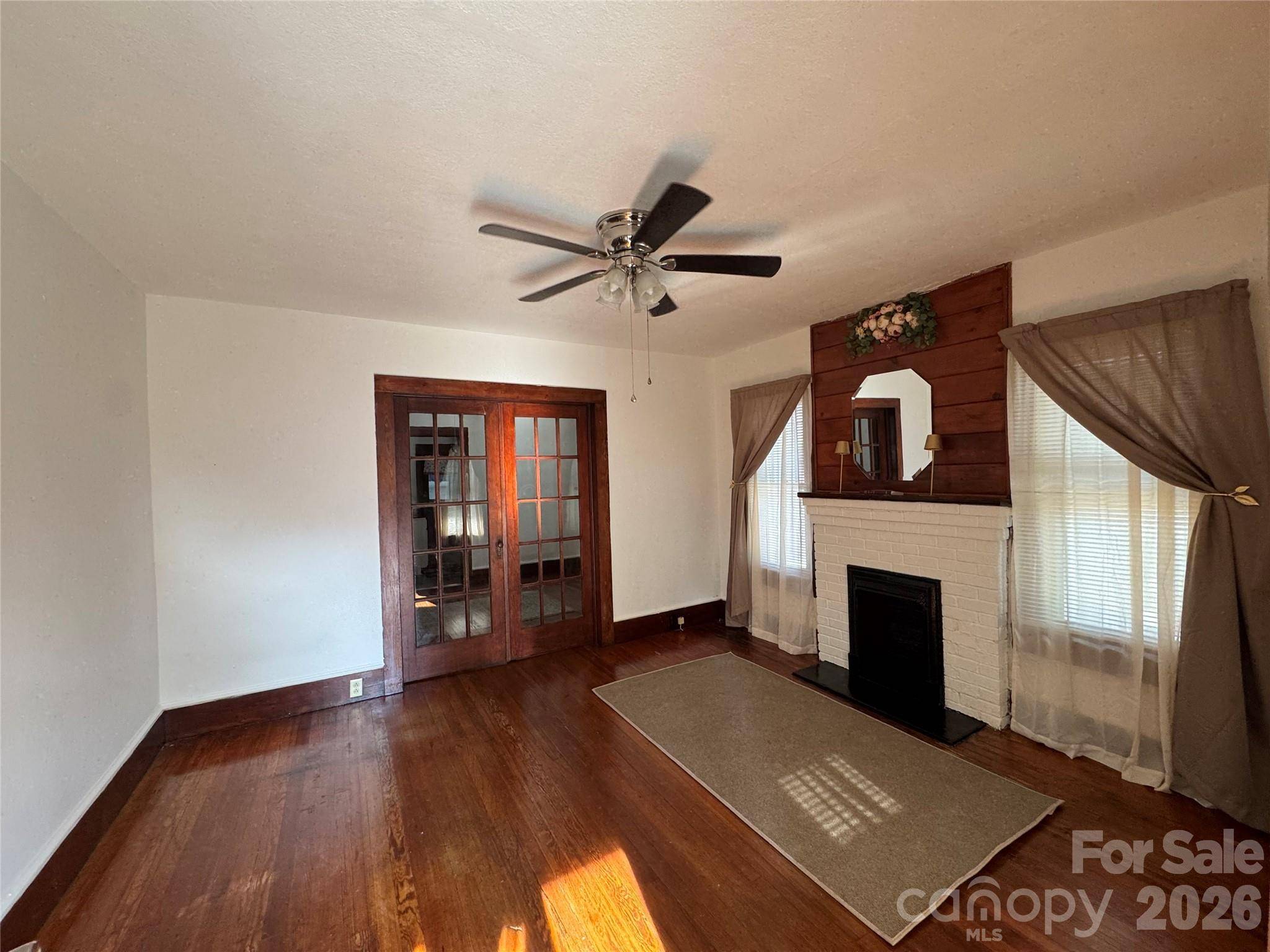 44 Ellis ST, Marion, NC 28752
