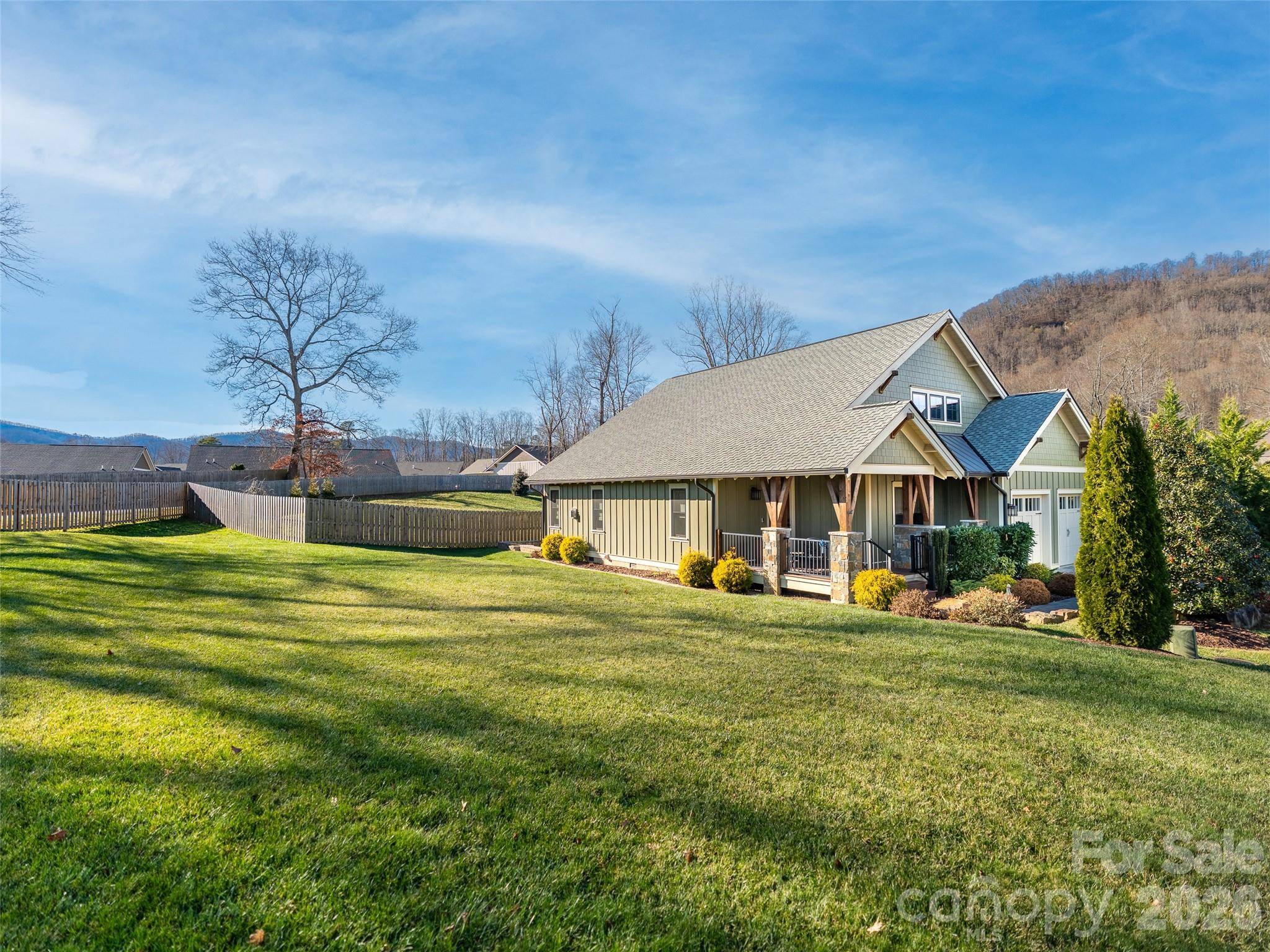 6 Starwood Valley TRL, Arden, NC 28704