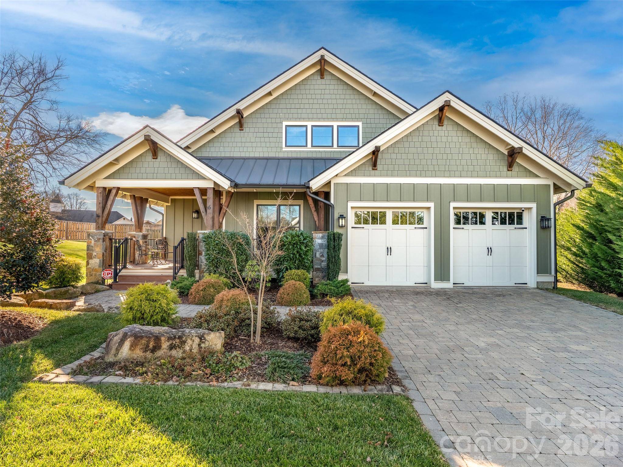 6 Starwood Valley TRL, Arden, NC 28704