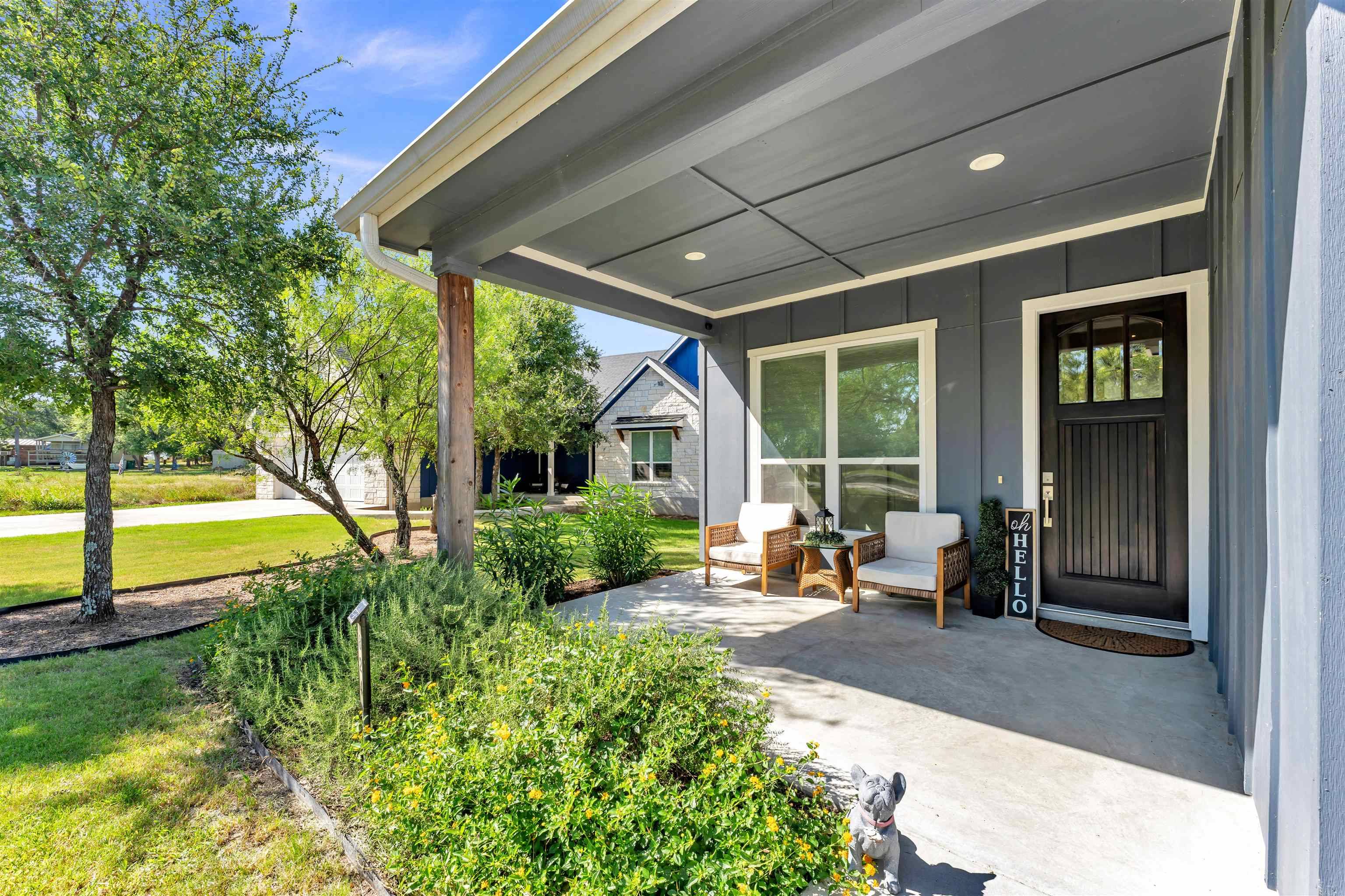 824 Woodland Hills Dr, Granite Shoals, TX 78654