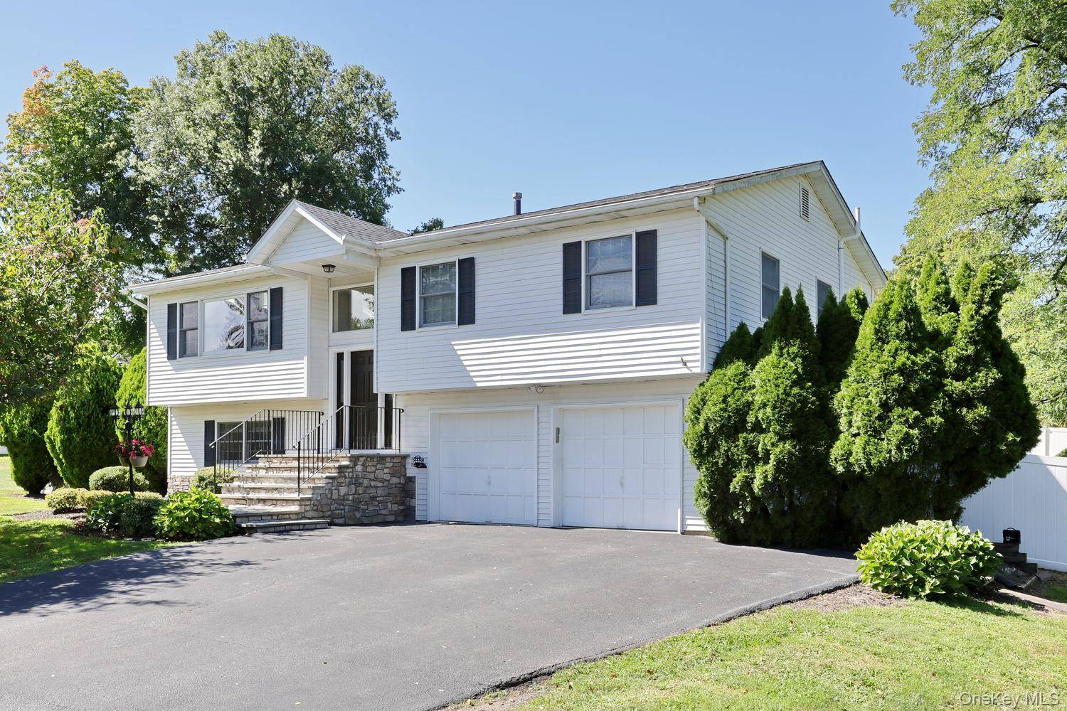 263 Old Haverstraw RD, Congers, NY 10920