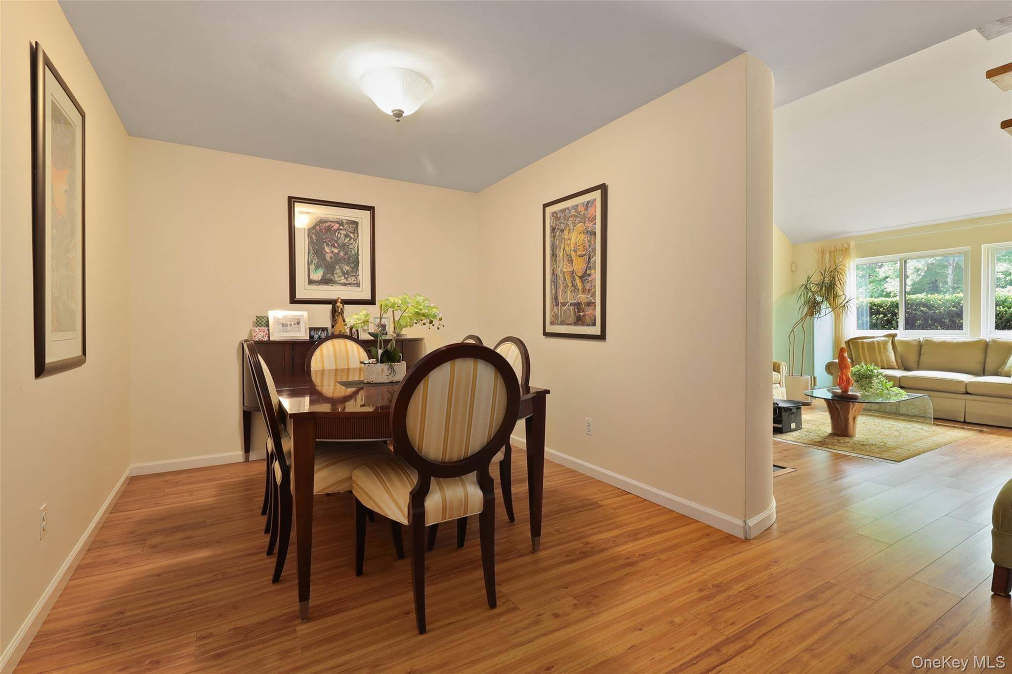1 Oakridge DR, South Salem, NY 10590