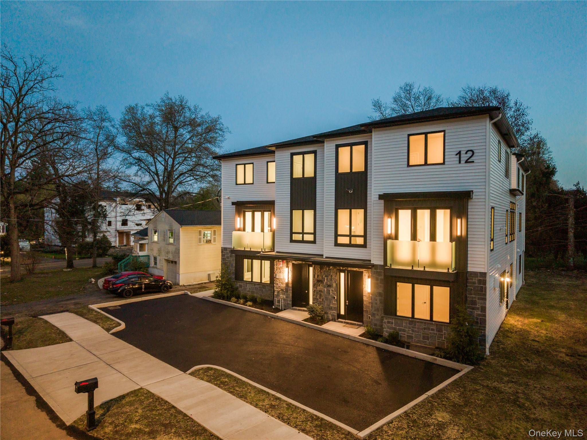 12 Sherman DR #202, Spring Valley, NY 10977