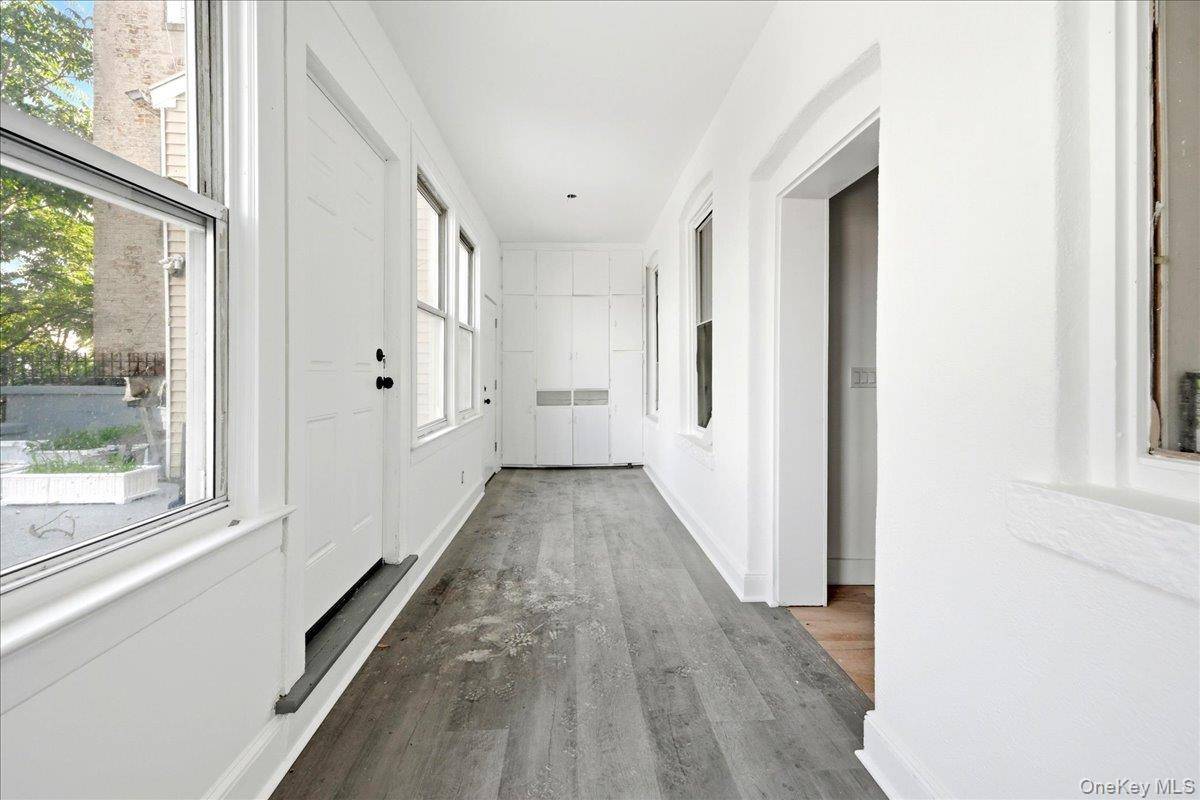 35 Lawrence ST #2, Yonkers, NY 10705