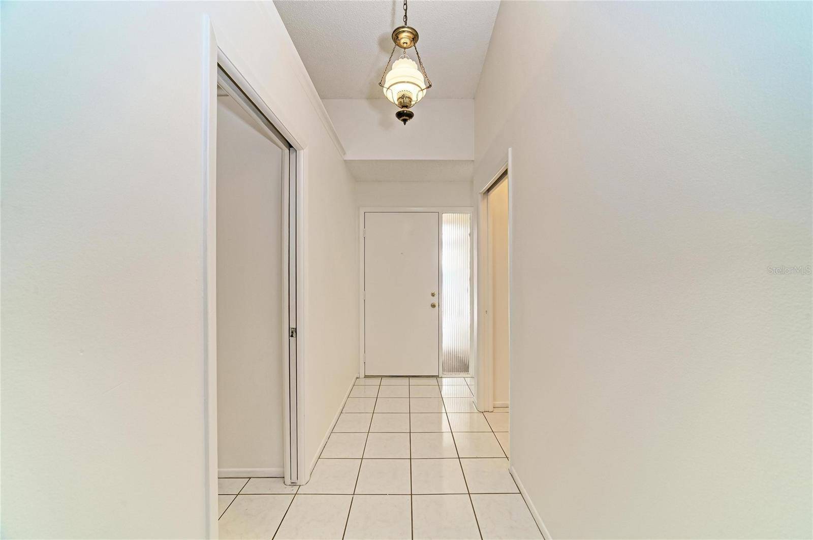 4863 VILLAGE GARDENS DR #186, Sarasota, FL 34234