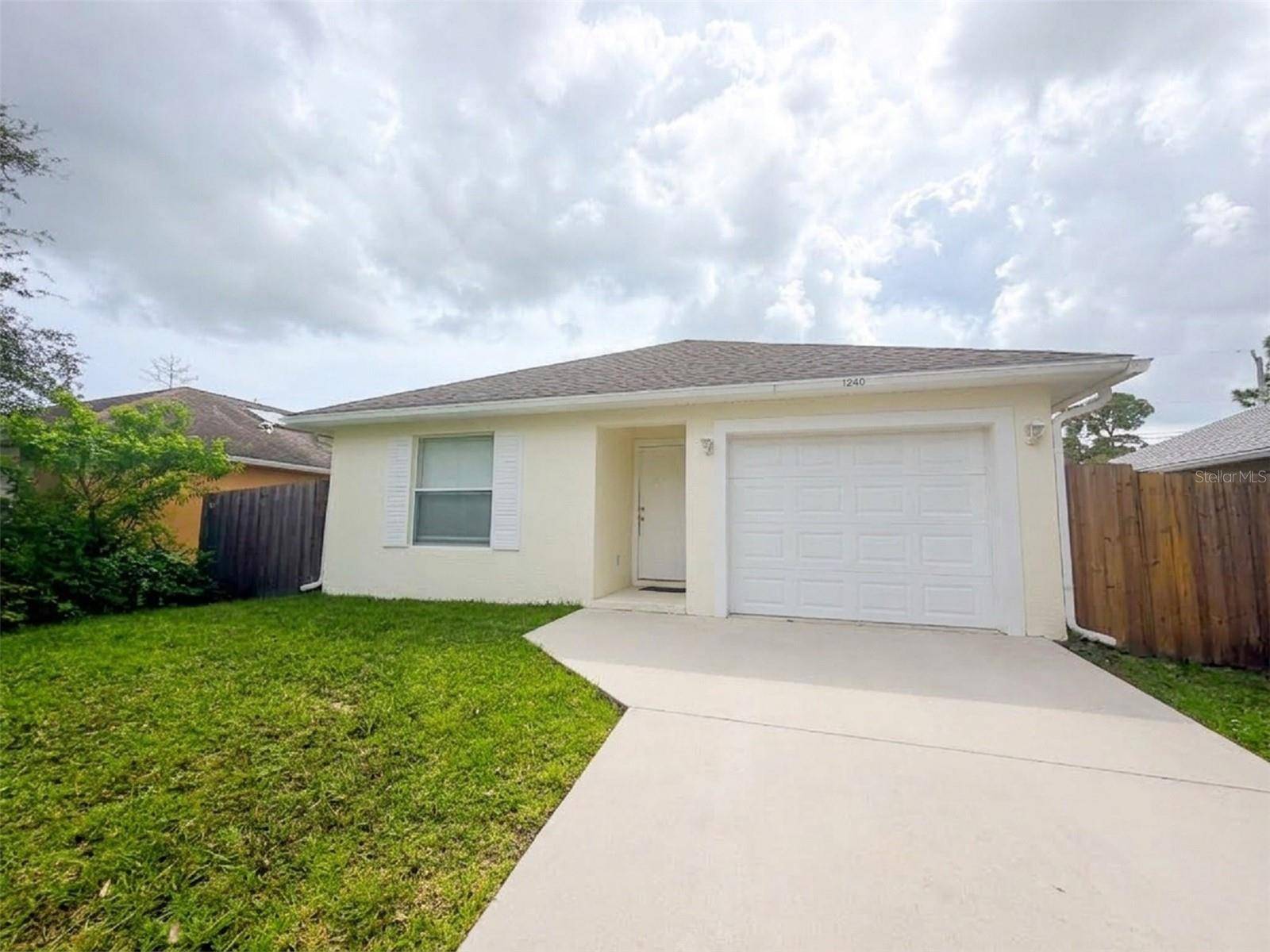 1240 12TH AVE SW, Vero Beach, FL 32962