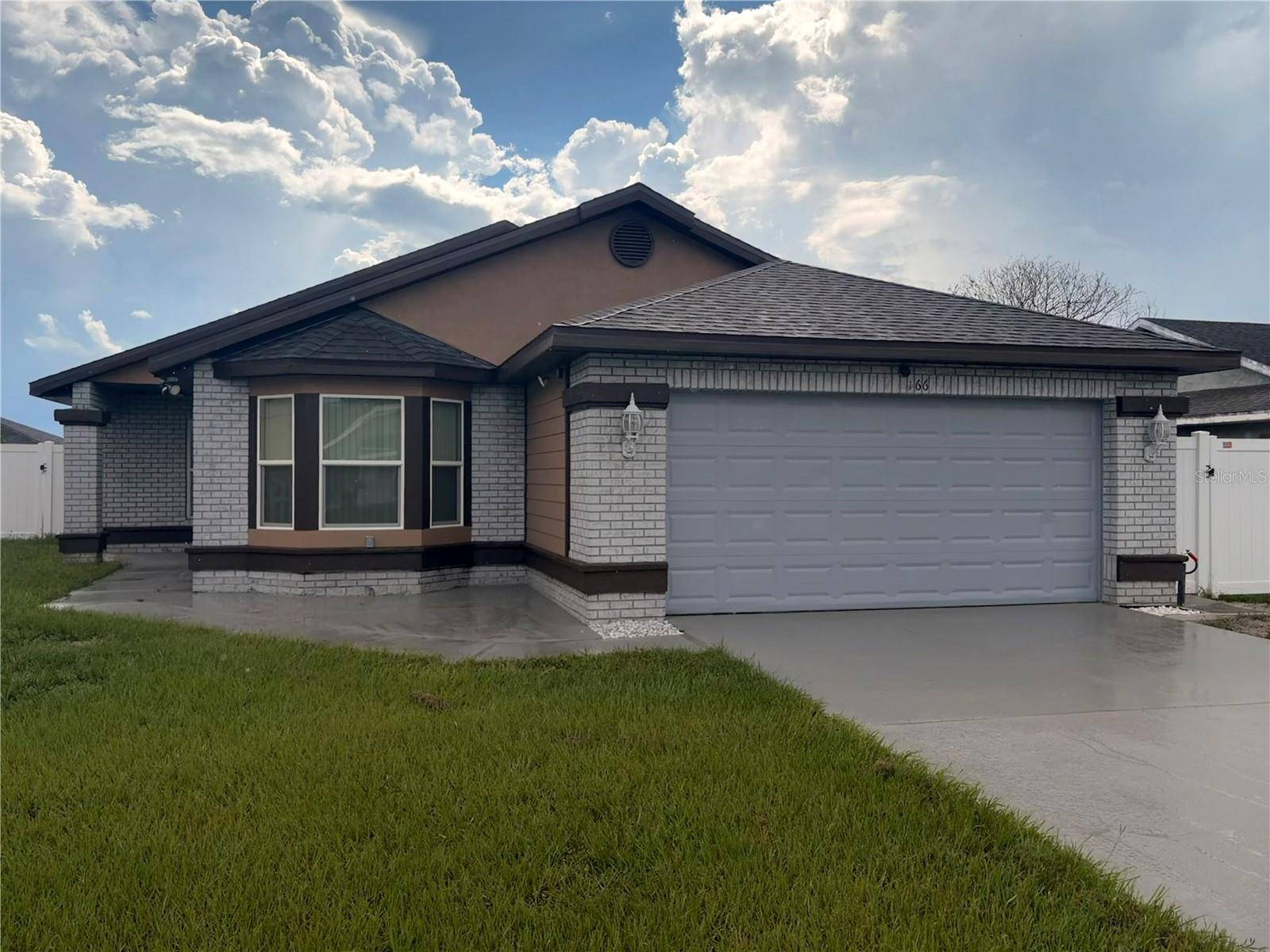 166 ALAMEDA DR, Kissimmee, FL 34743