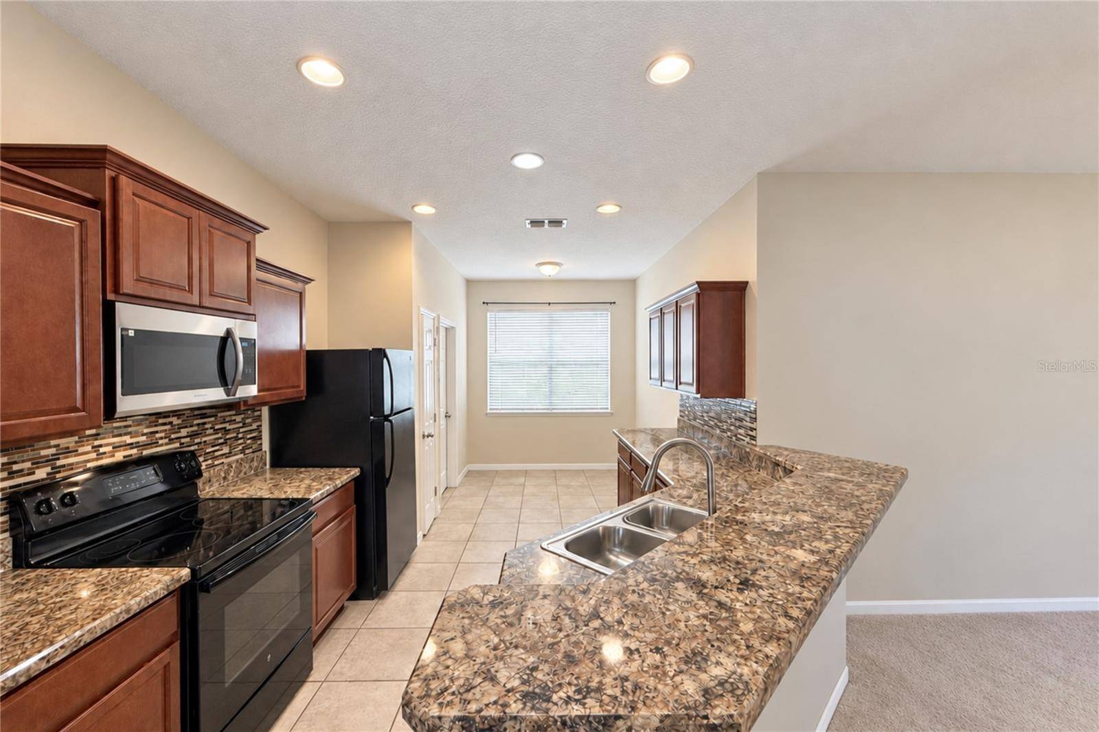 152 HIGHLAND MEADOW AVE, Davenport, FL 33837