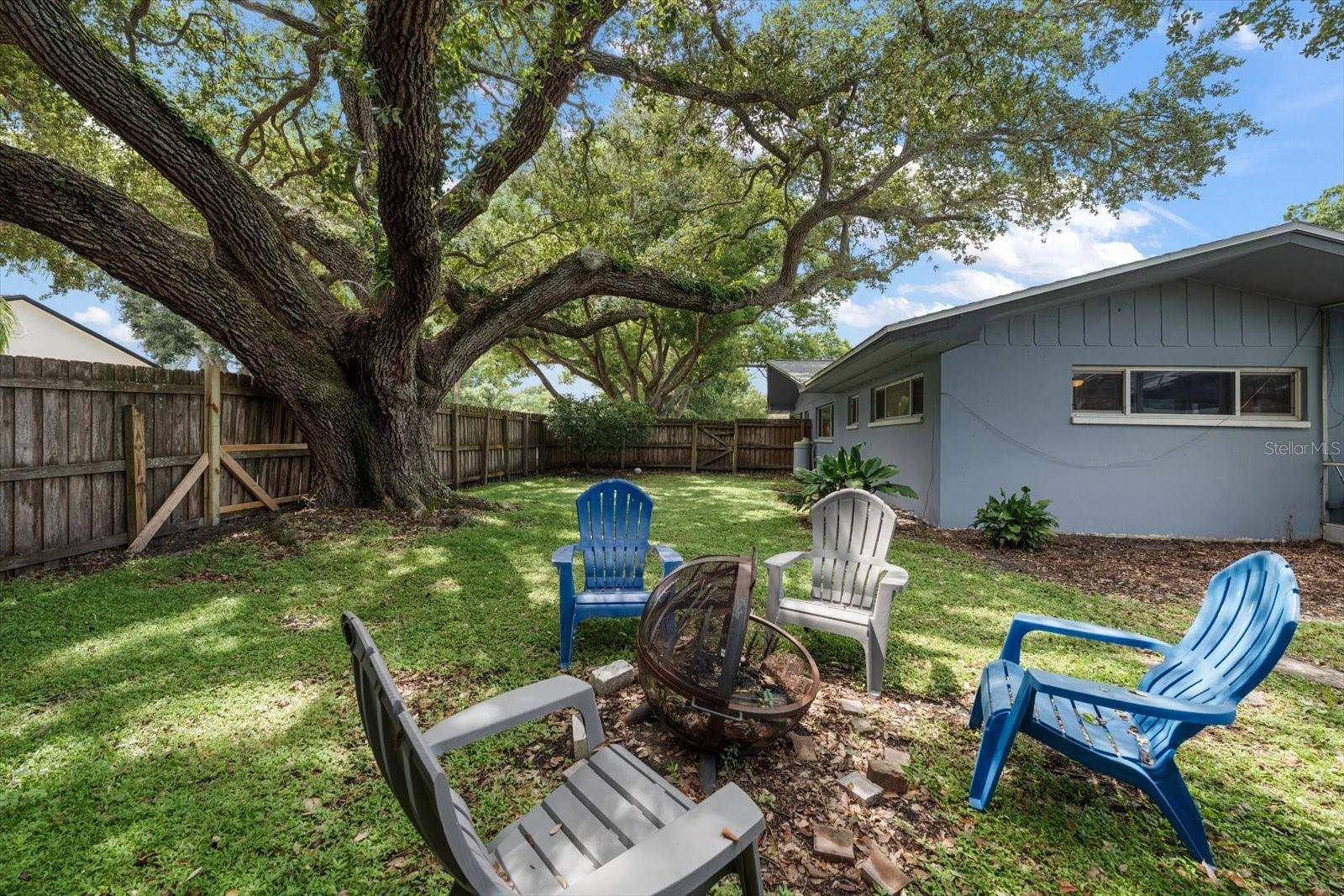 1 MAPLEWOOD AVE, Clearwater, FL 33765