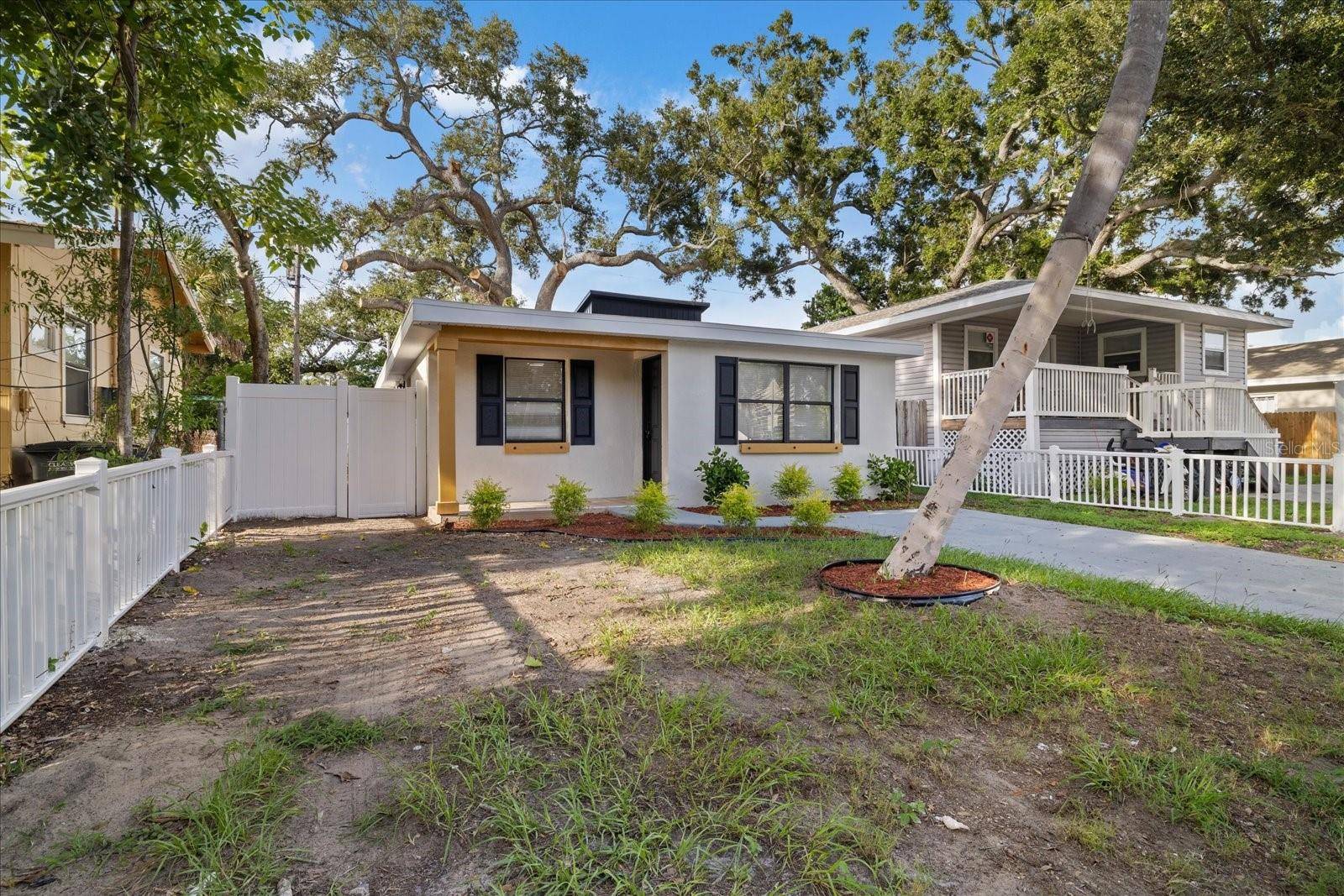 1134 ENGMAN ST, Clearwater, FL 33755