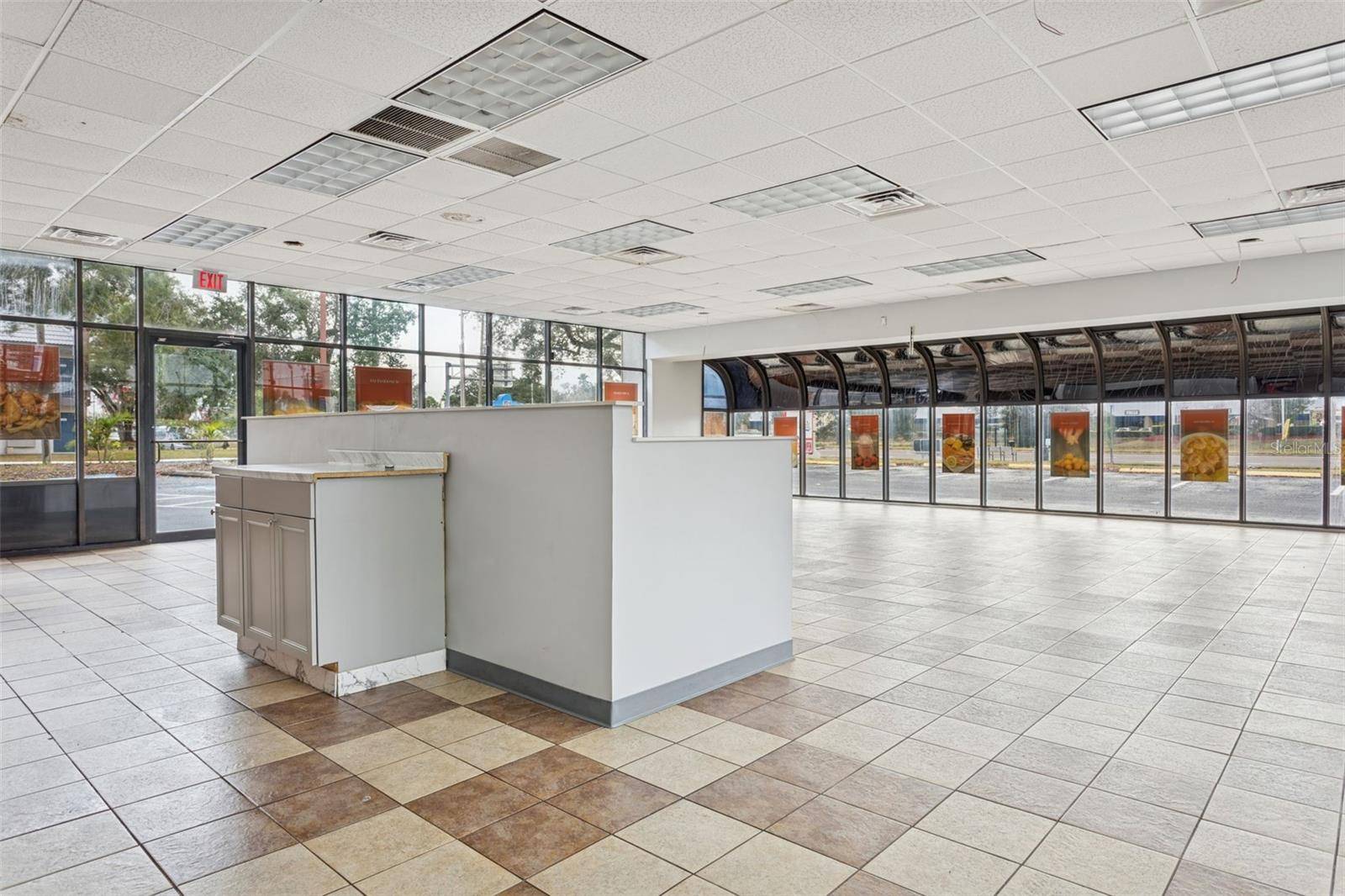 6620 E DR MARTIN LUTHER KING JR BLVD, Tampa, FL 33619