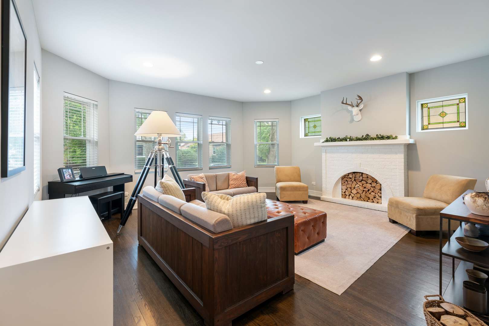 2637 W Coyle AVE, Chicago, IL 60645