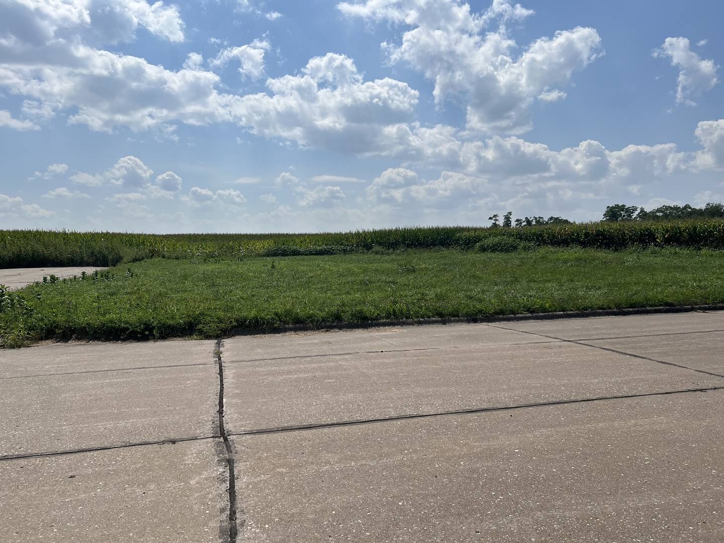 00 N Calvin ST, Davenport, IA 52804