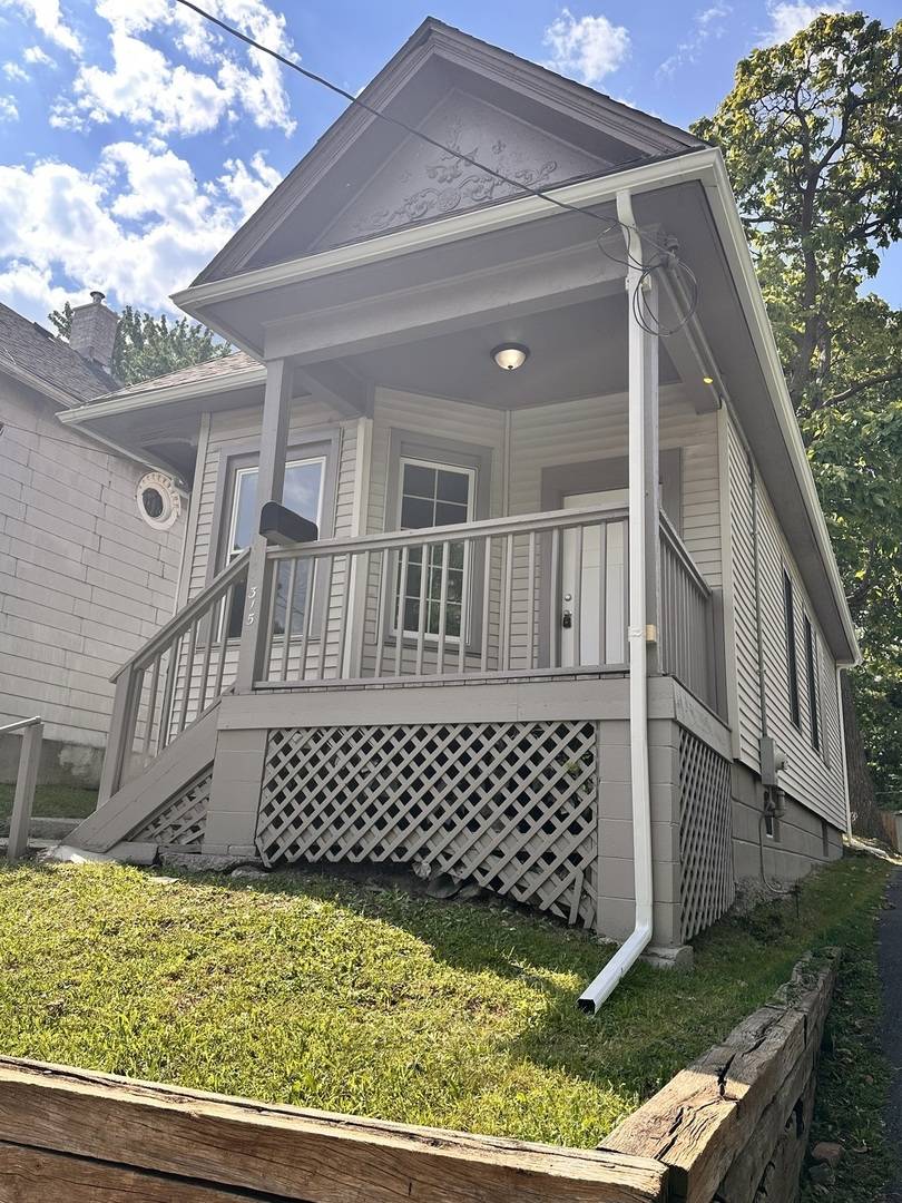 315 Flagg ST, Aurora, IL 60505