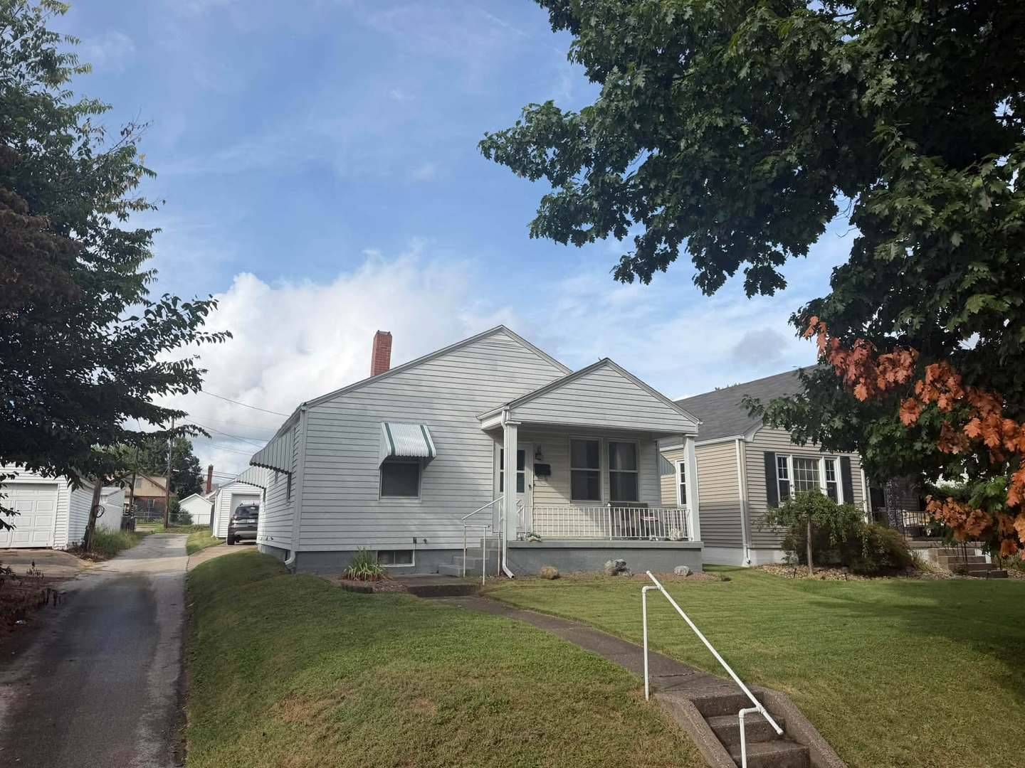 1109 Monroe ST, Quincy, IL 62301