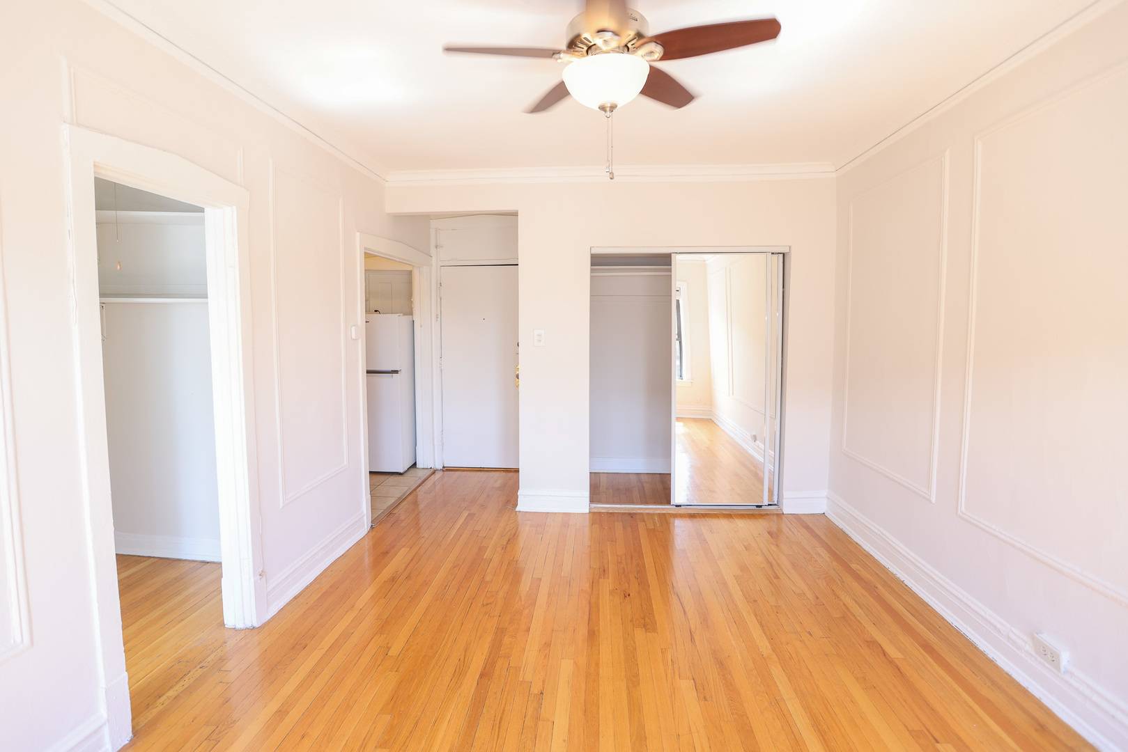 5419 S Harper AVE #106, Chicago, IL 60615