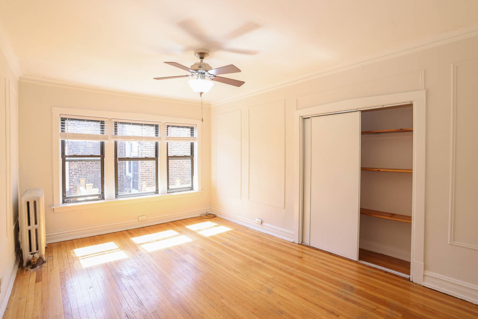 5419 S Harper AVE #311, Chicago, IL 60615