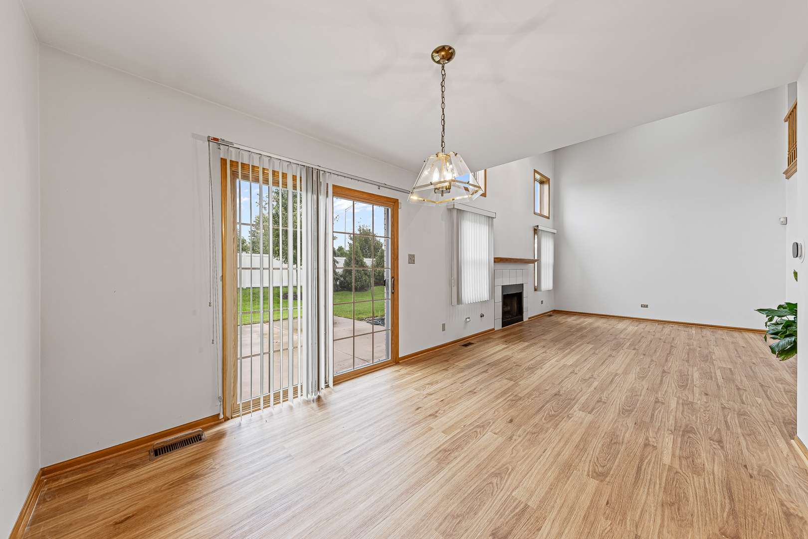 9981 Constitution DR, Orland Park, IL 60462