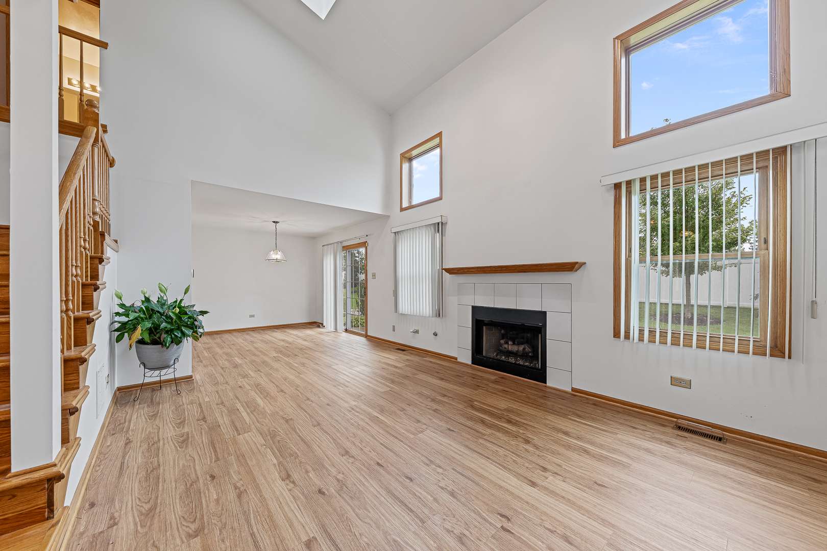 9981 Constitution DR, Orland Park, IL 60462