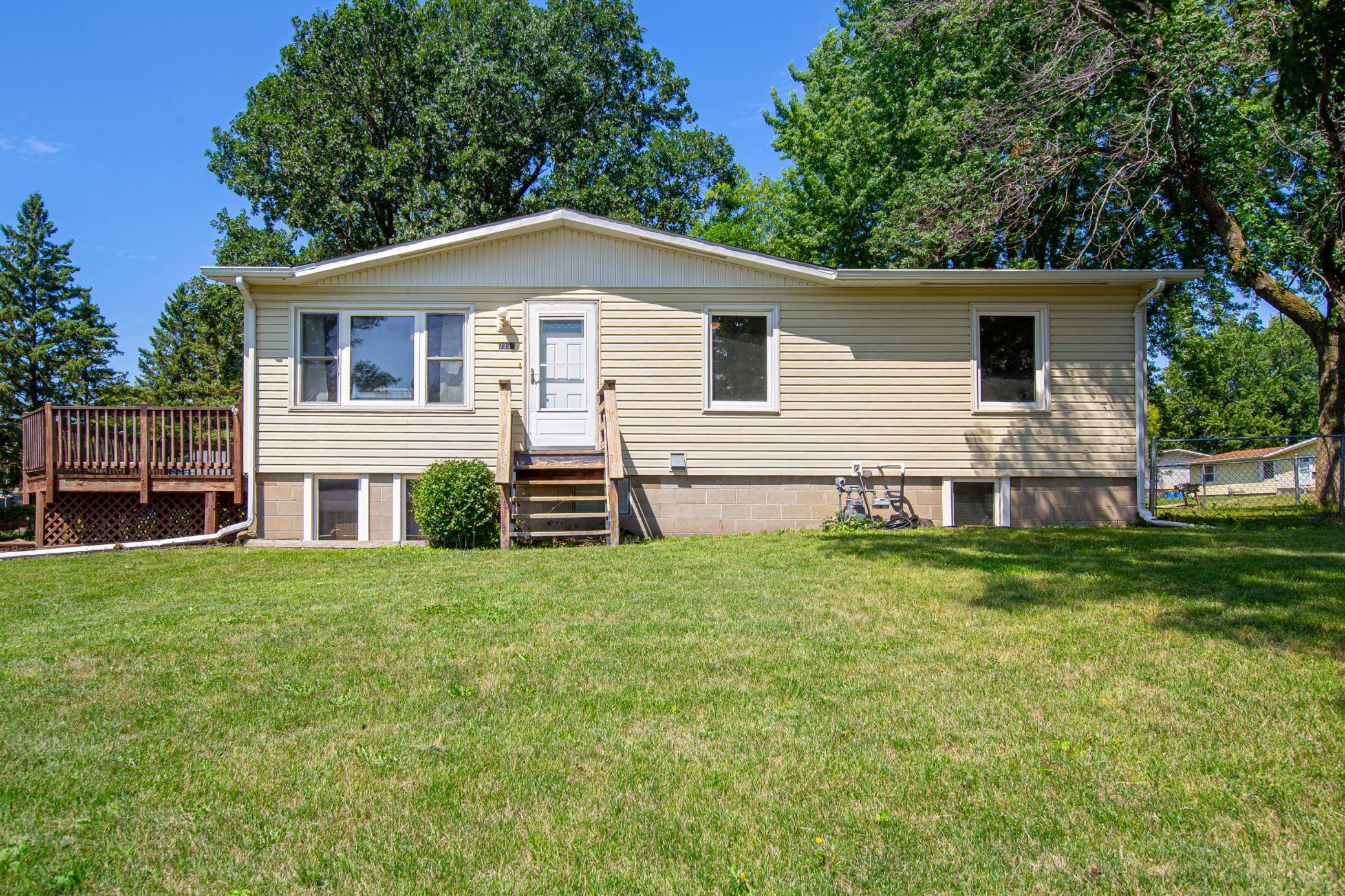 2234 3rd AVE NW, Owatonna, MN 55060