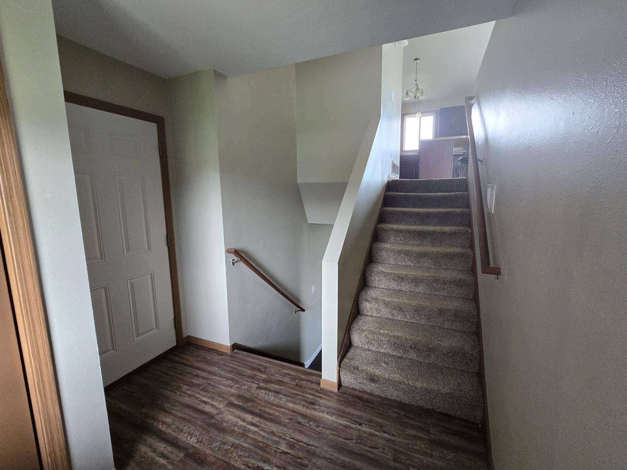 2227 Castlewood DR, Worthington, MN 56187