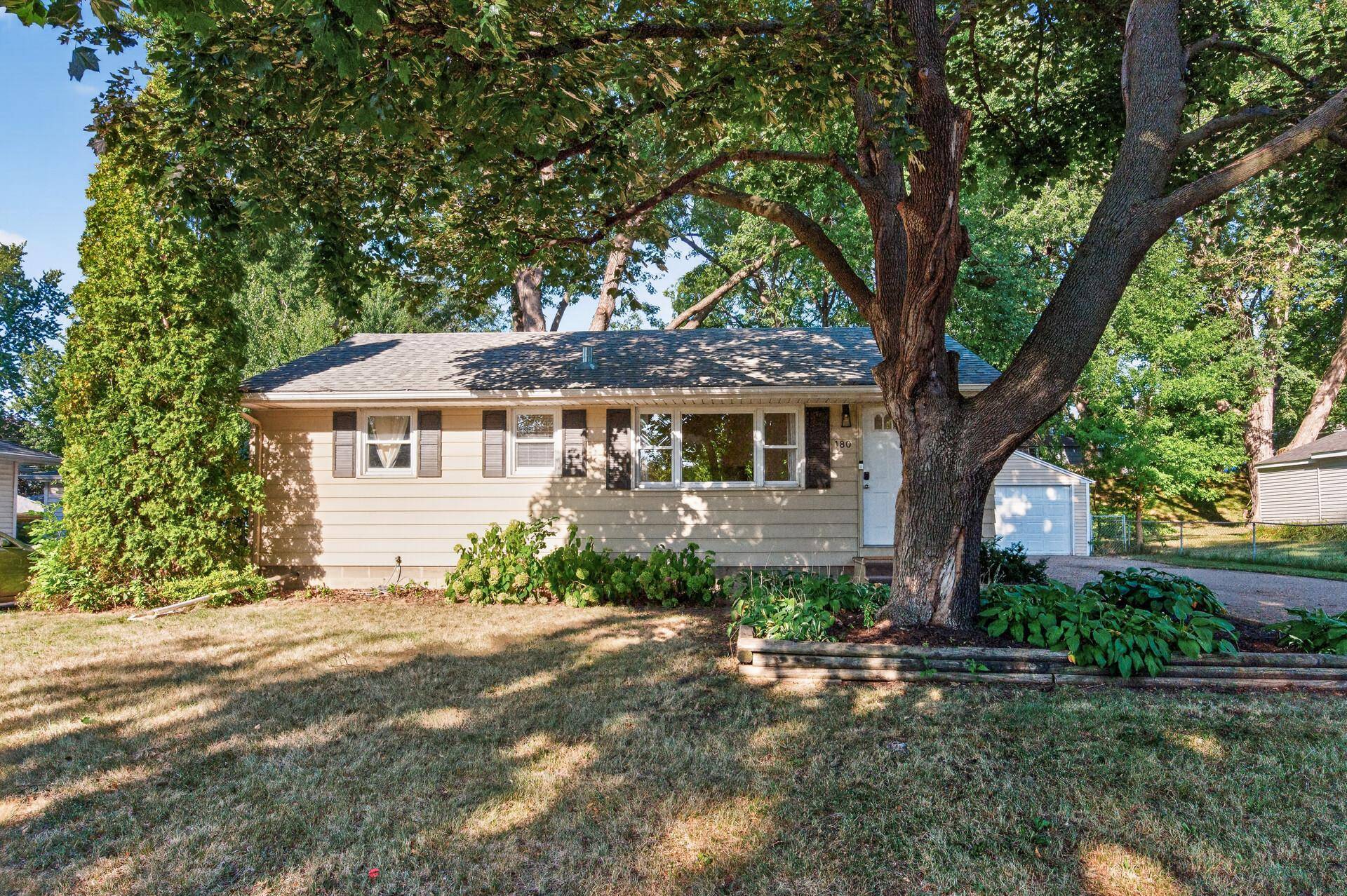 180 Grenadier AVE N, Oakdale, MN 55128