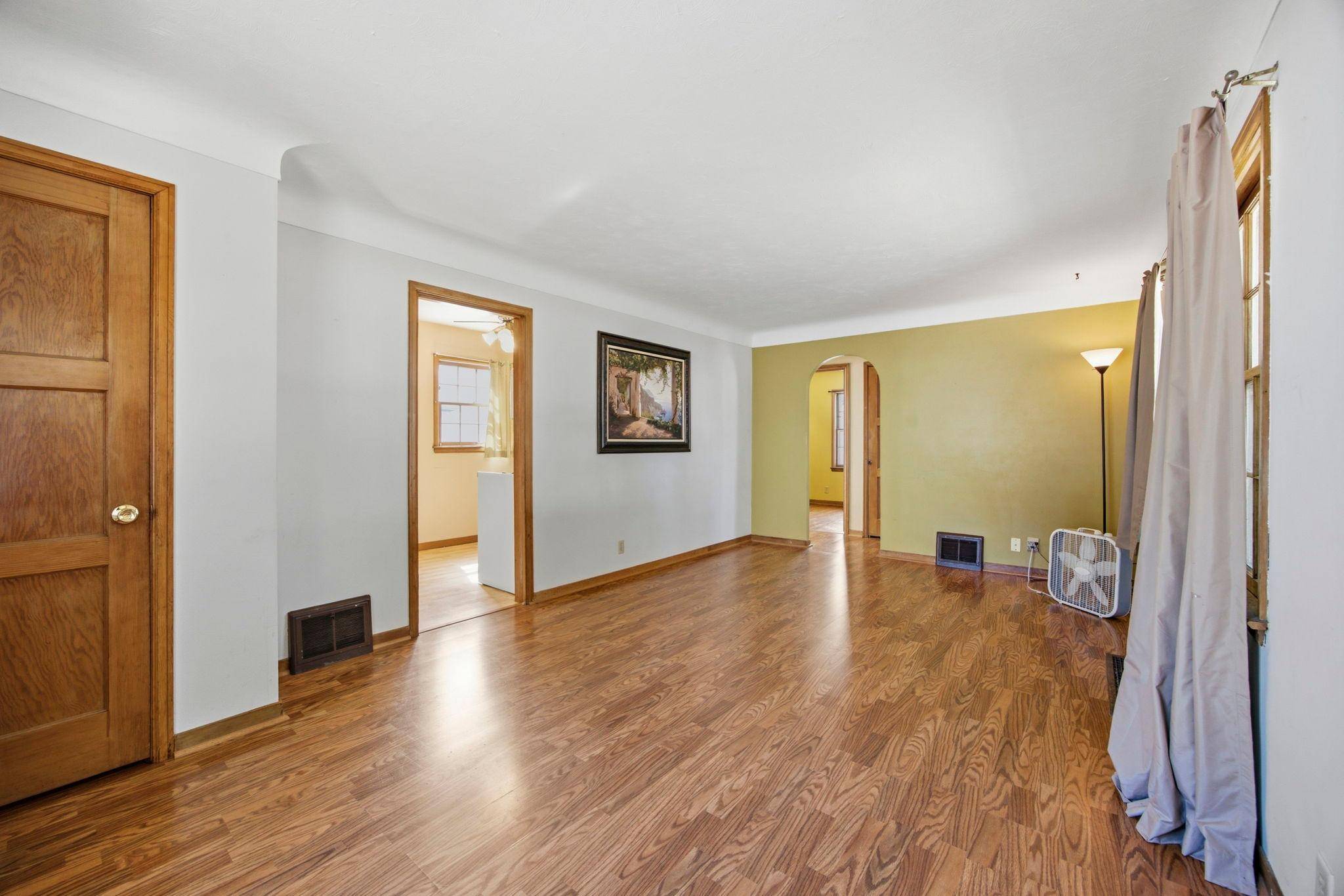 2116 Fremont AVE E, Saint Paul, MN 55119
