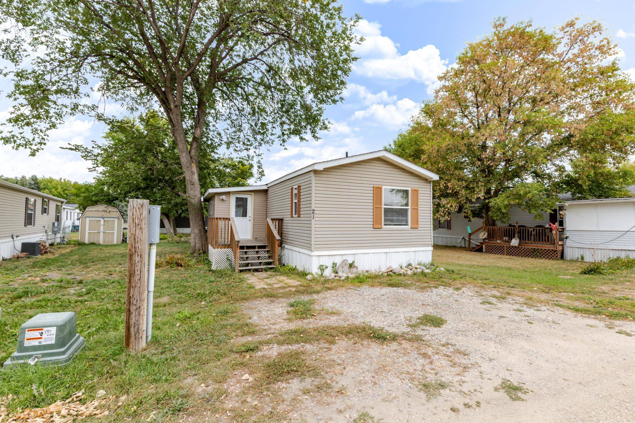 21 Horseshoe Bend, Horace, ND 58047
