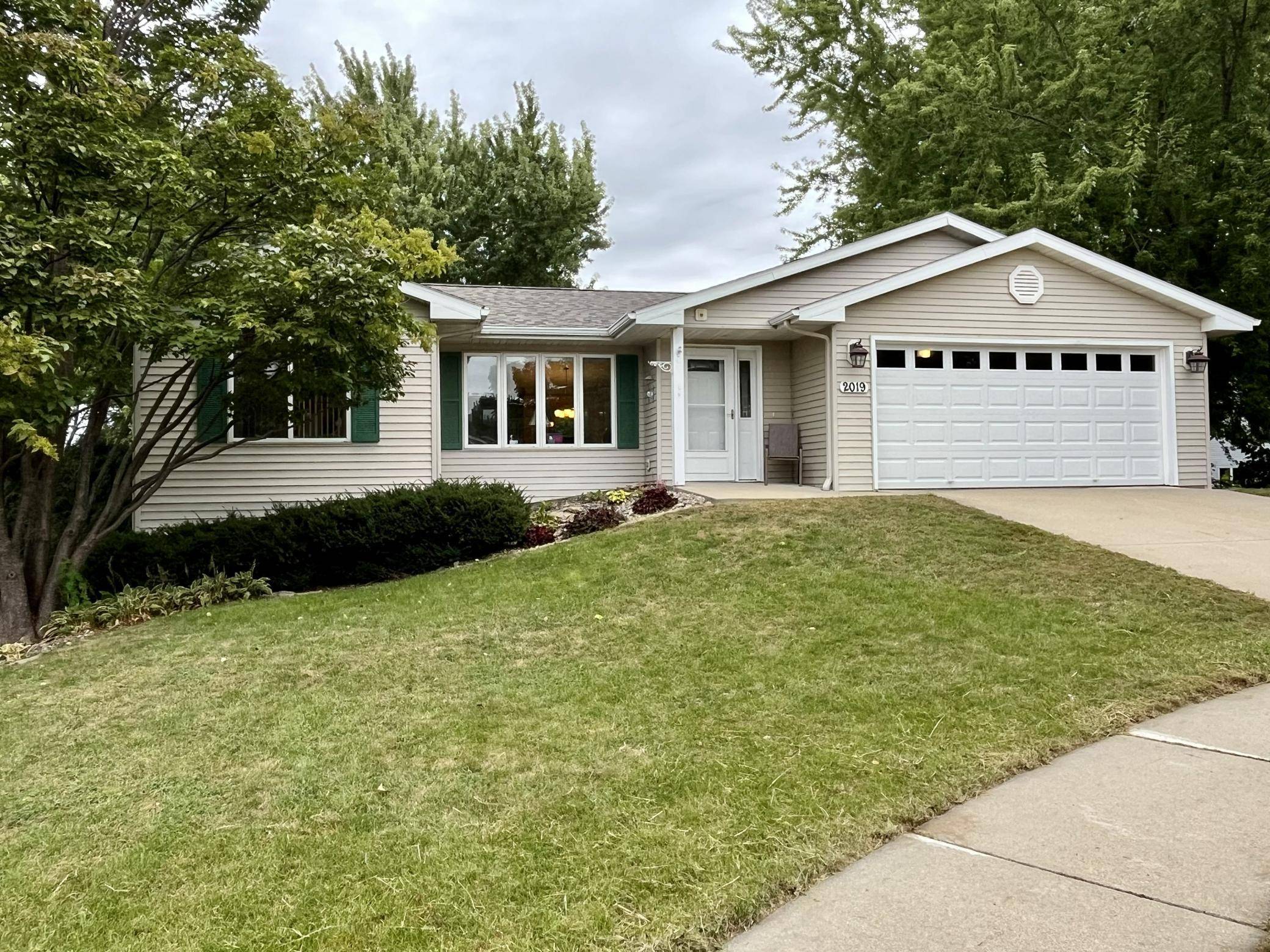 2019 26th ST SE, Rochester, MN 55904