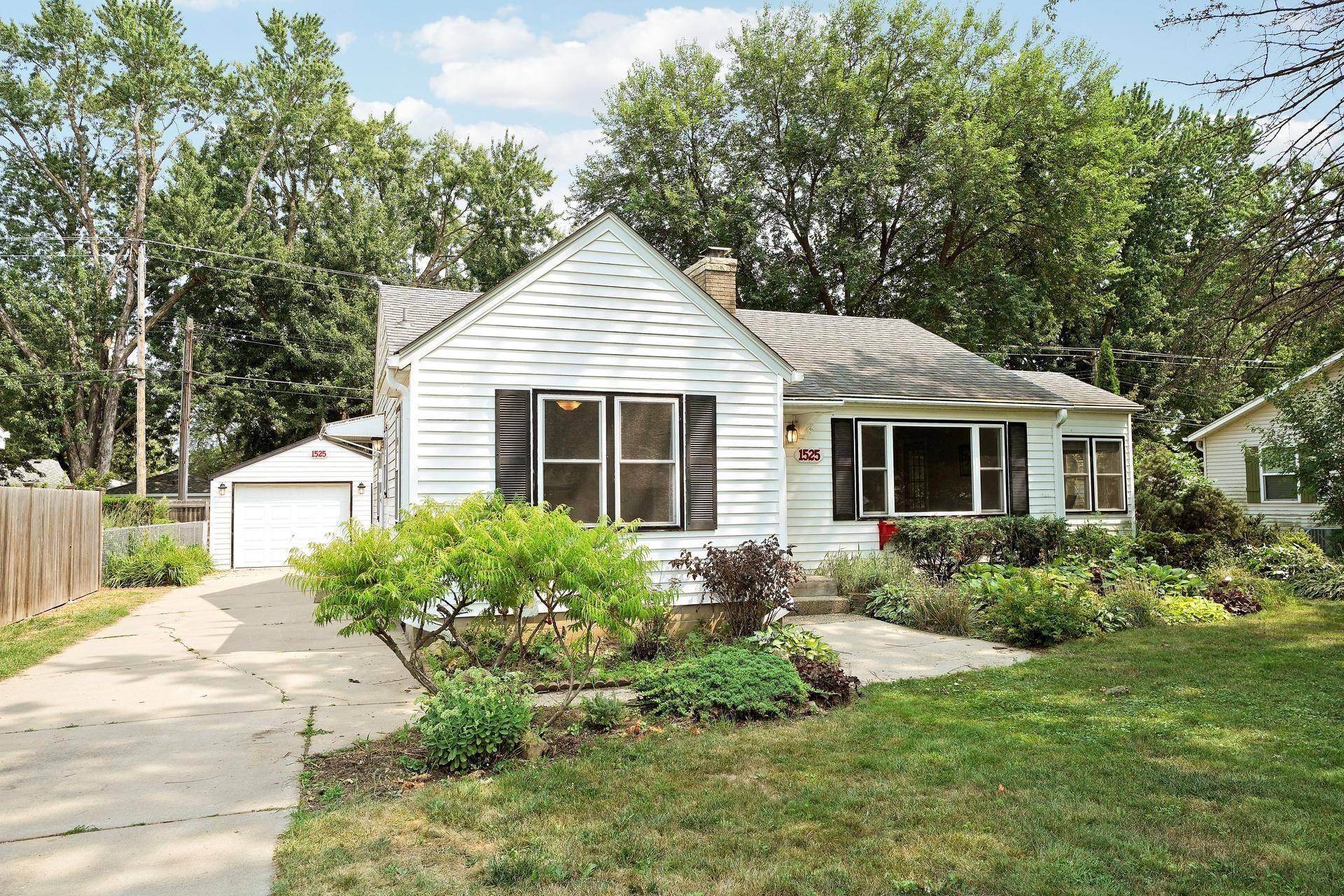 1525 Ramsey ST, Hastings, MN 55033