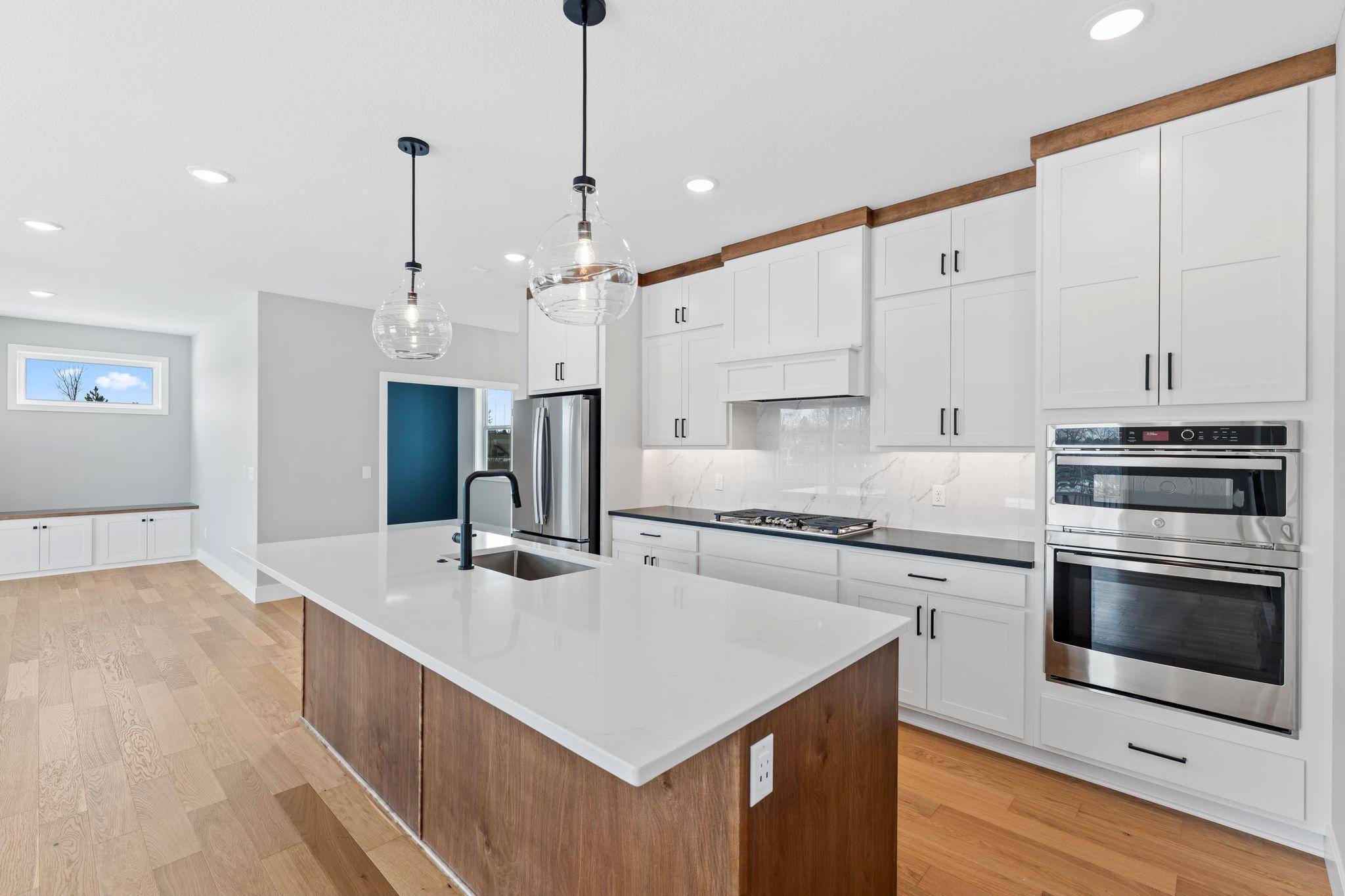 635 Parkside Court, Eagan, MN 55123