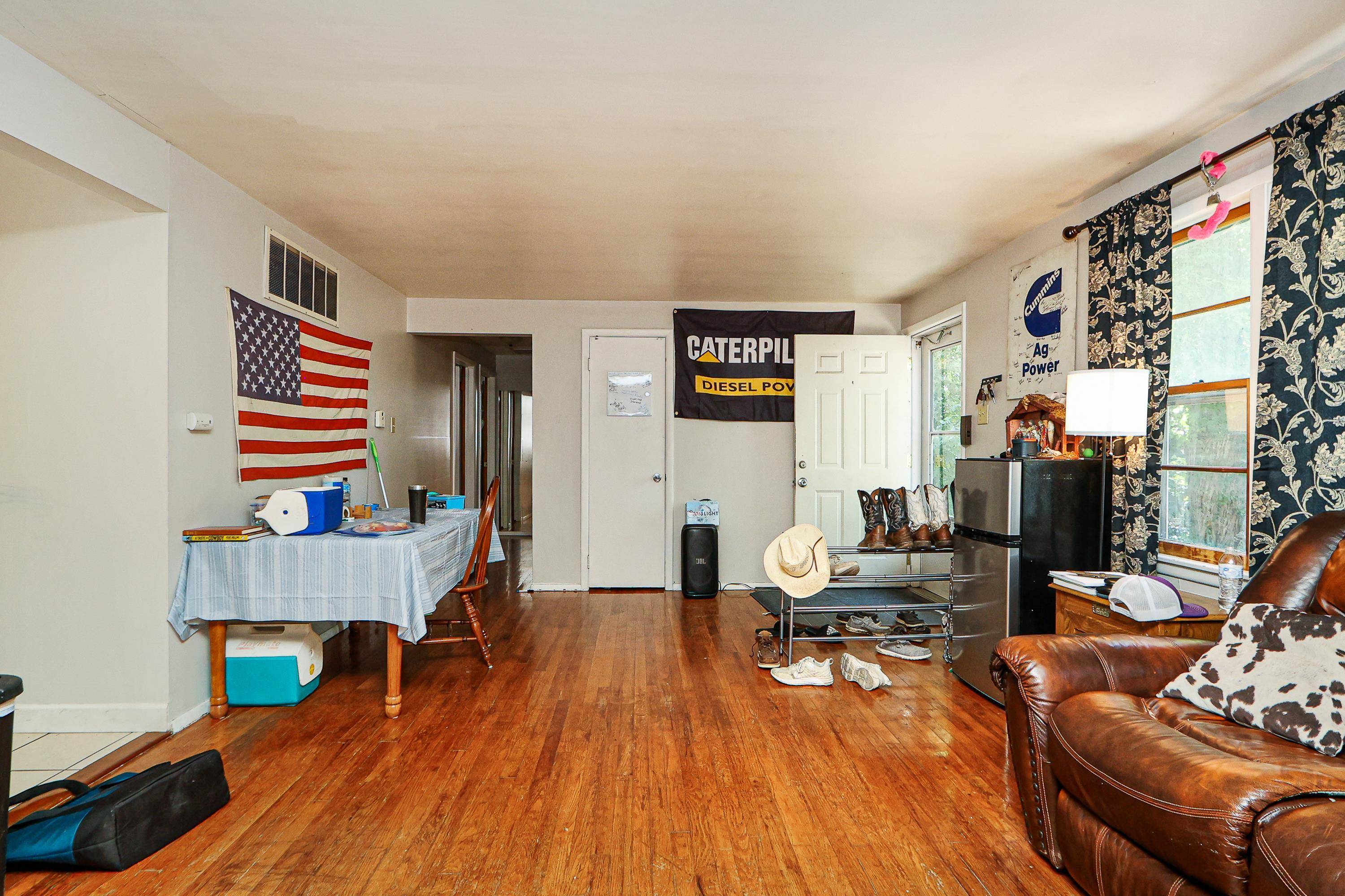1310 N 10th St., Manhattan, KS 66502-5146
