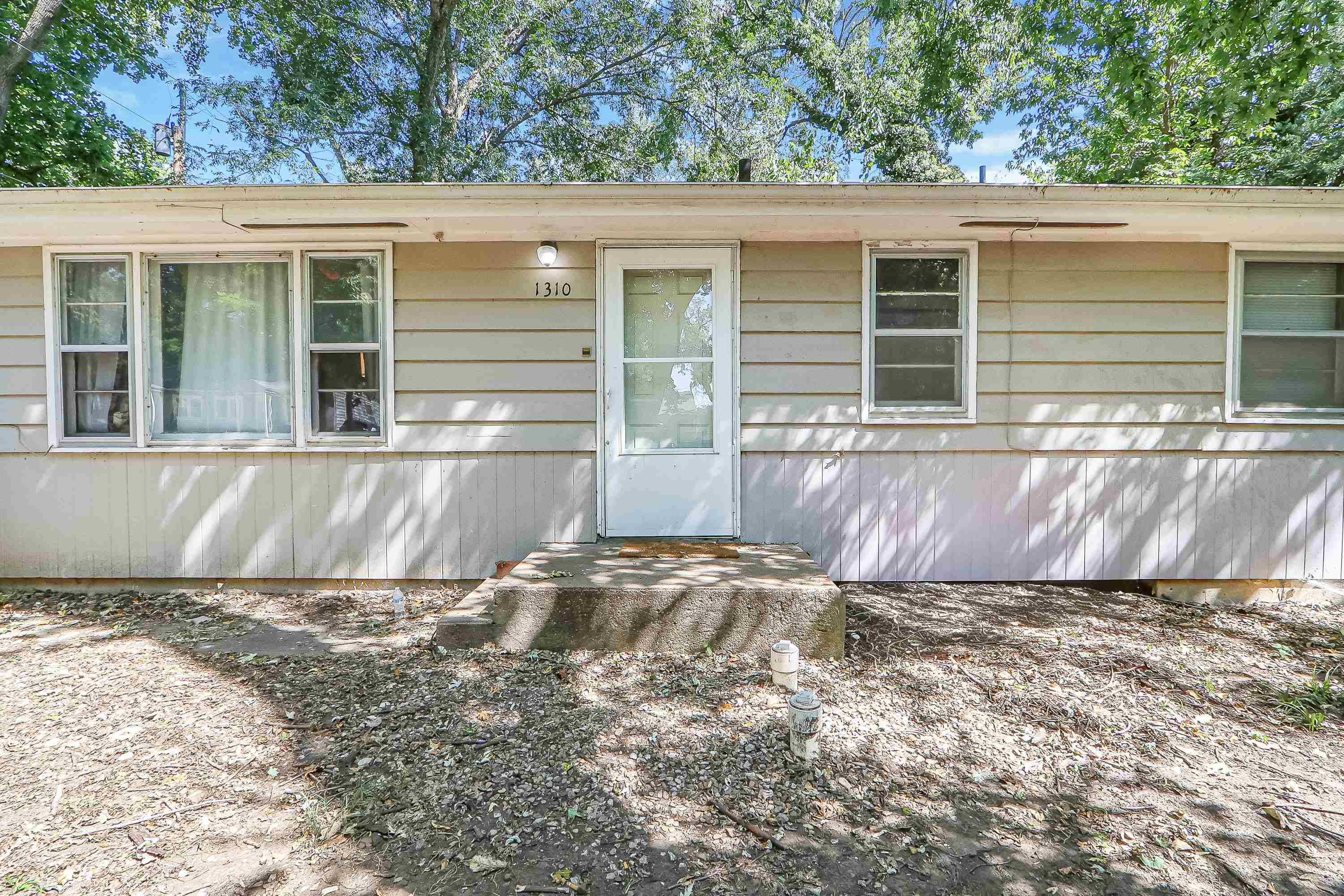 1310 N 10th St., Manhattan, KS 66502-5146