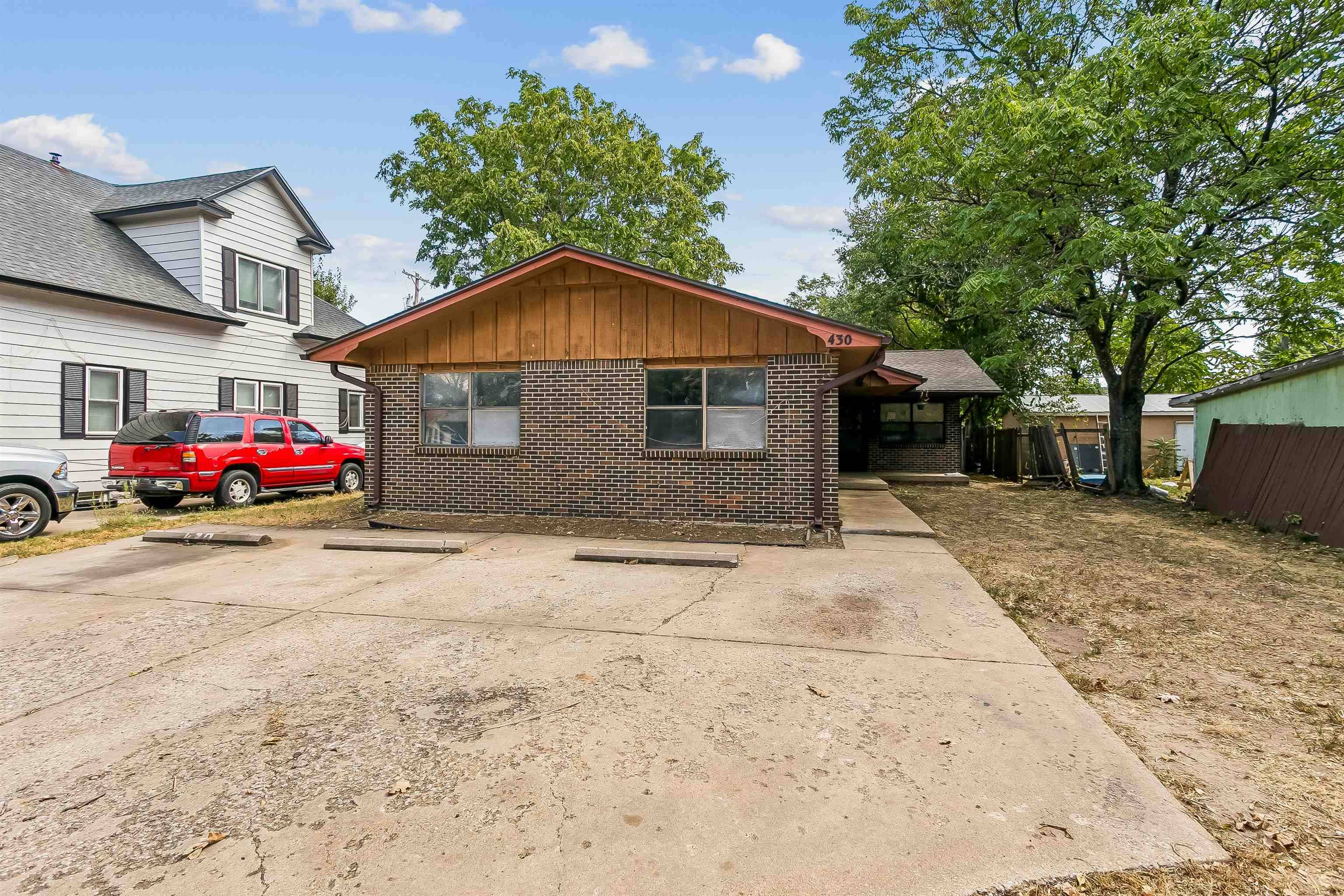430 N Dodge, Wichita, KS 67203