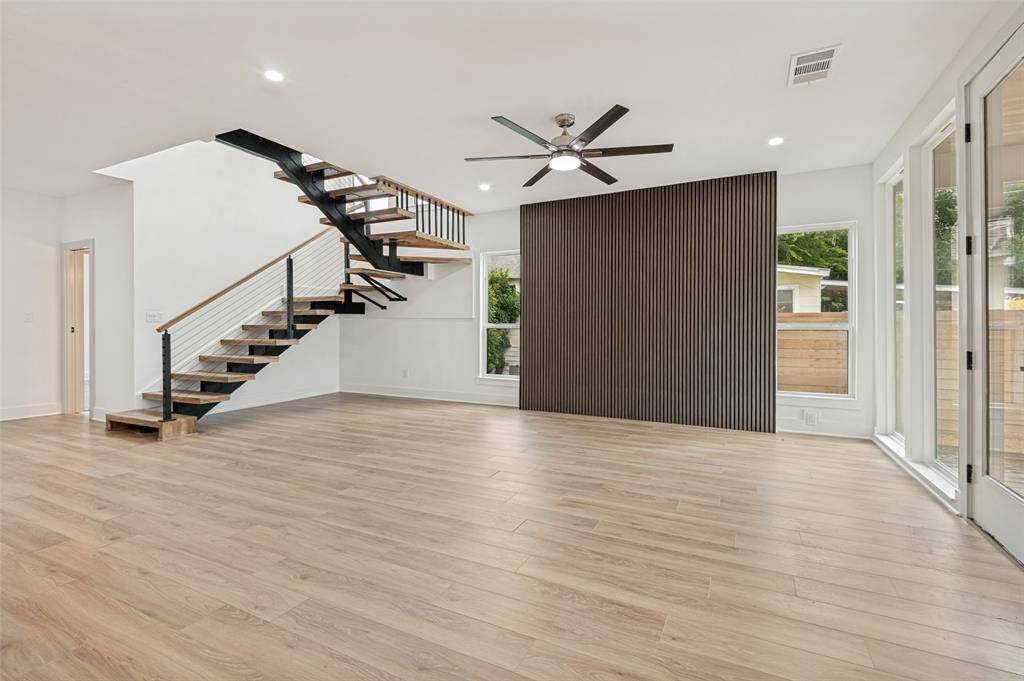 514 S Marlborough Avenue, Dallas, TX 75208